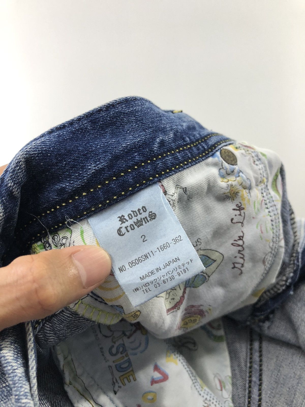 Japanese Brand Rodeo Crowns Back Ribbon Distressed Faded Blue Jeans Size 31" - 21 Thumbnail