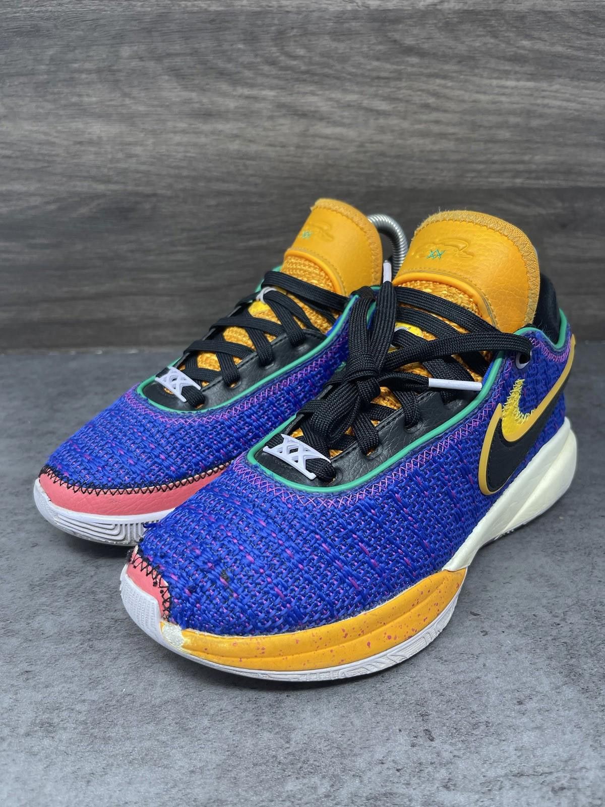 Nike Nike Lebron 20 Shoes Kids Size 4Y GS Size US 5 / EU 37 - 2 Thumbnail