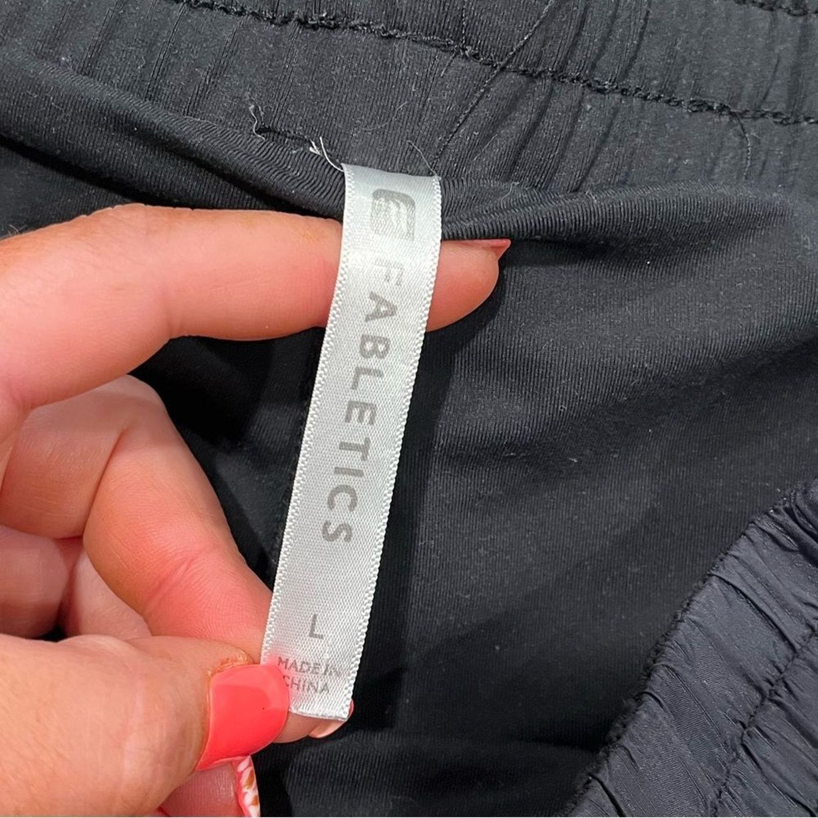 Fabletics Fabletics Pamela Reflective Performance Running Shorts Sz L Size 31" - 2 Thumbnail
