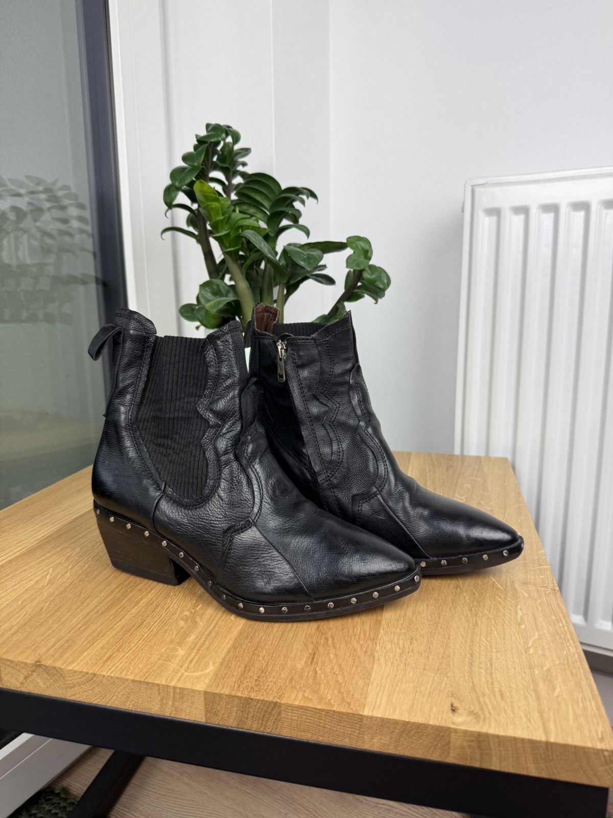 A.S.98 A.S 98 Calfskin Leather Women’s Boots Size 36 Size US 6 / IT 36 - 7 Thumbnail