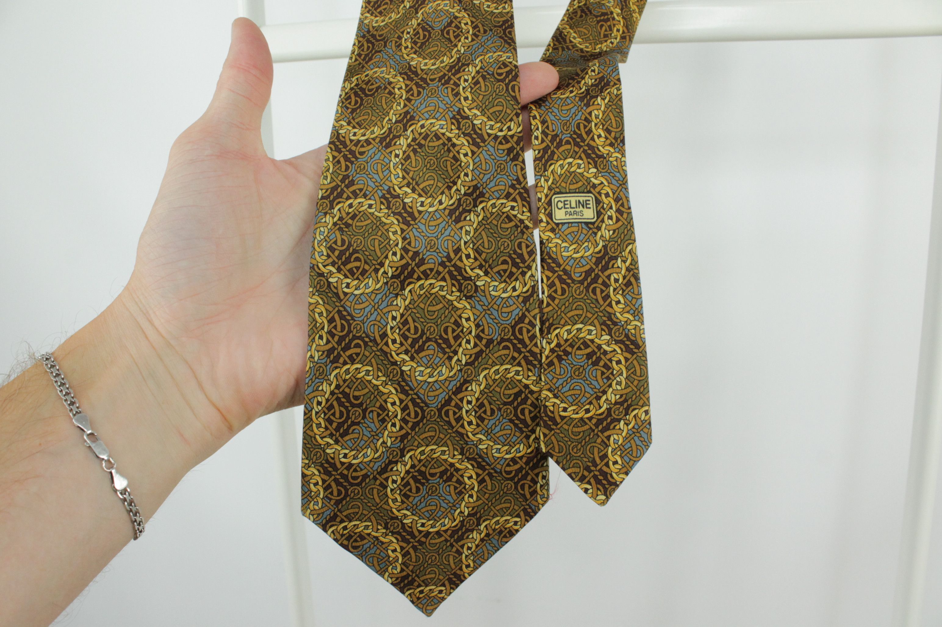 Celine × Designer × Vintage Vintage Celine Paris Gold Chain Silk Tie Size ONE SIZE - 2 Thumbnail