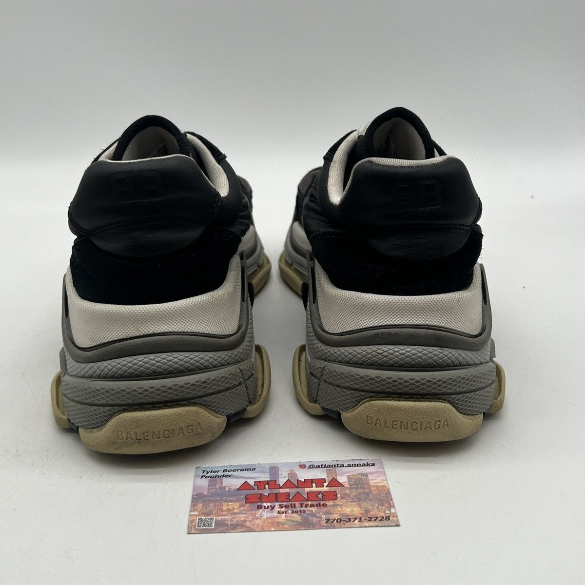 Balenciaga Balenciaga triple s sneaker Bordeaux Size US 12 / EU 45 - 3 Thumbnail