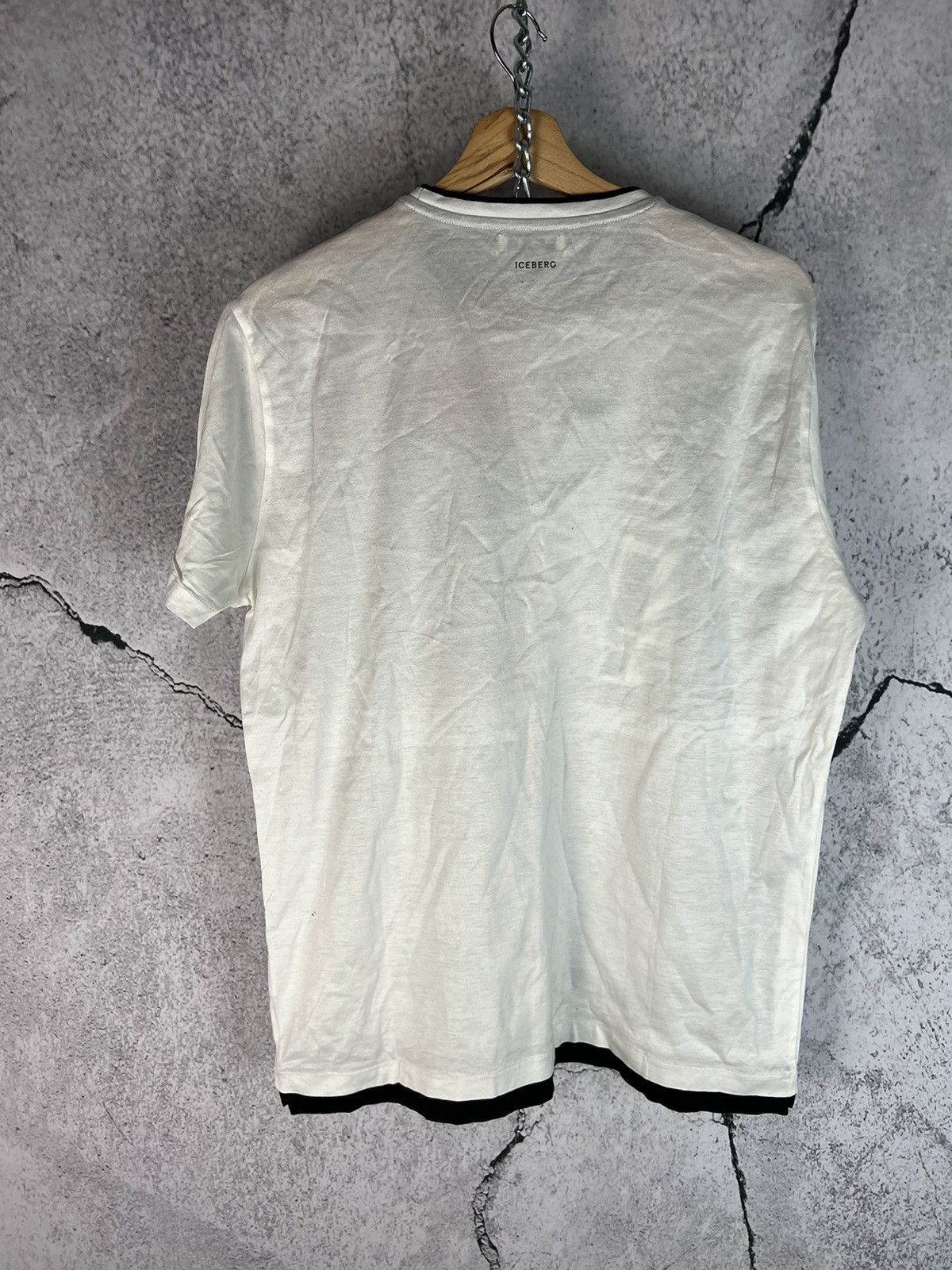 Iceberg ICEBERG Black Printed Dart Wader Black T-Shirt M Size US M / EU 48-50 / 2 - 2 Thumbnail