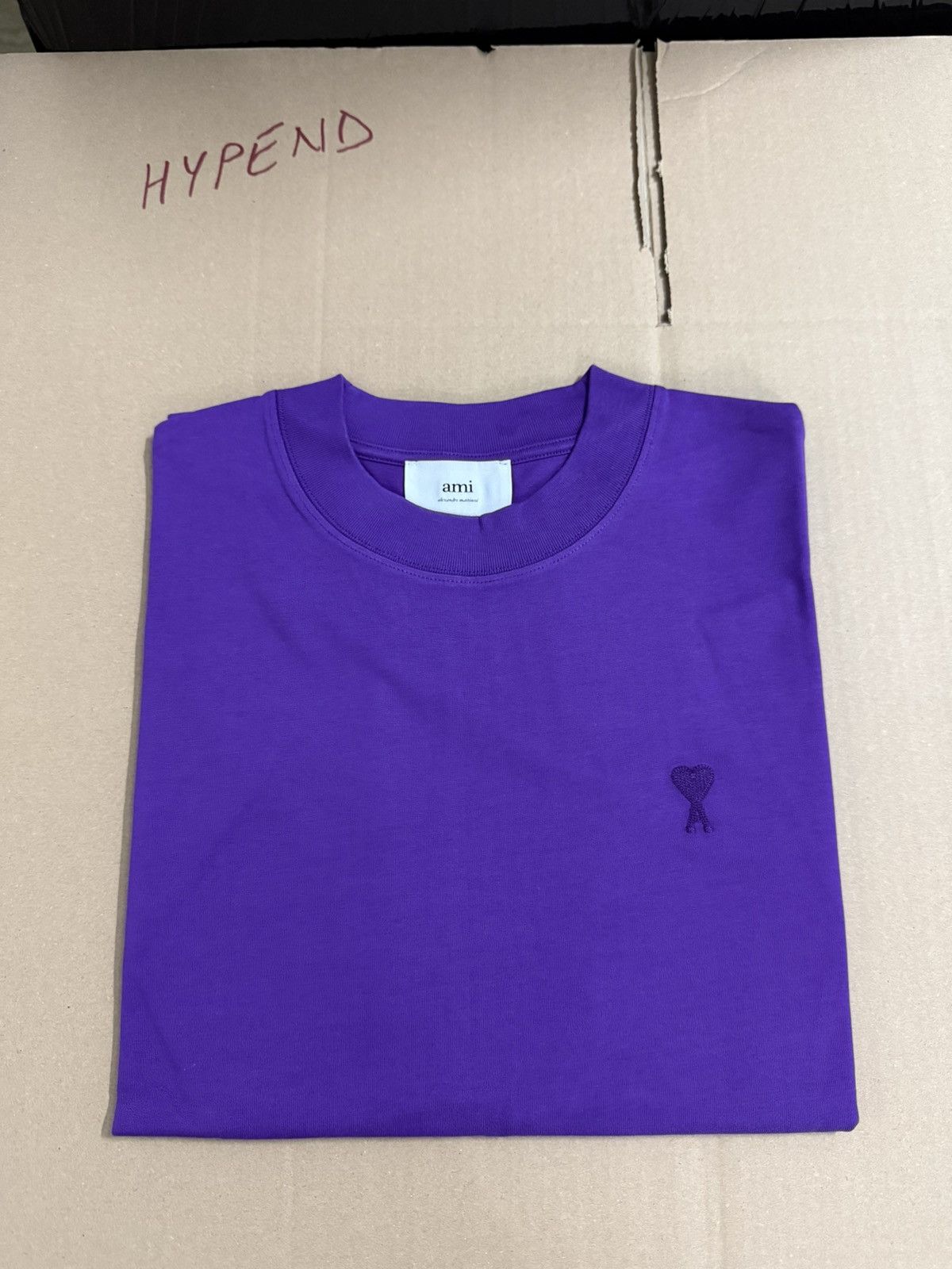 AMI Ami Paris Tonal Heart T-Shirt NEW Size US L / EU 52-54 / 3 - 1 Thumbnail