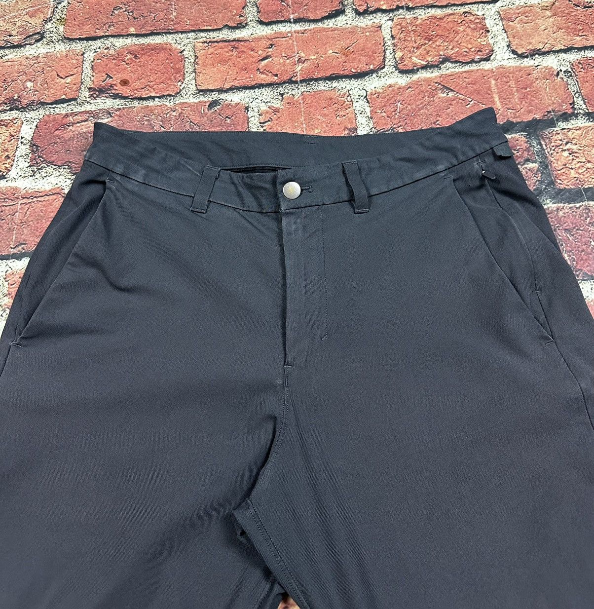 Lululemon Lululemon Pants Men’s 32x30 Gray ABC Classic Slim Fit Casual Size US 32 / EU 48 - 4 Thumbnail