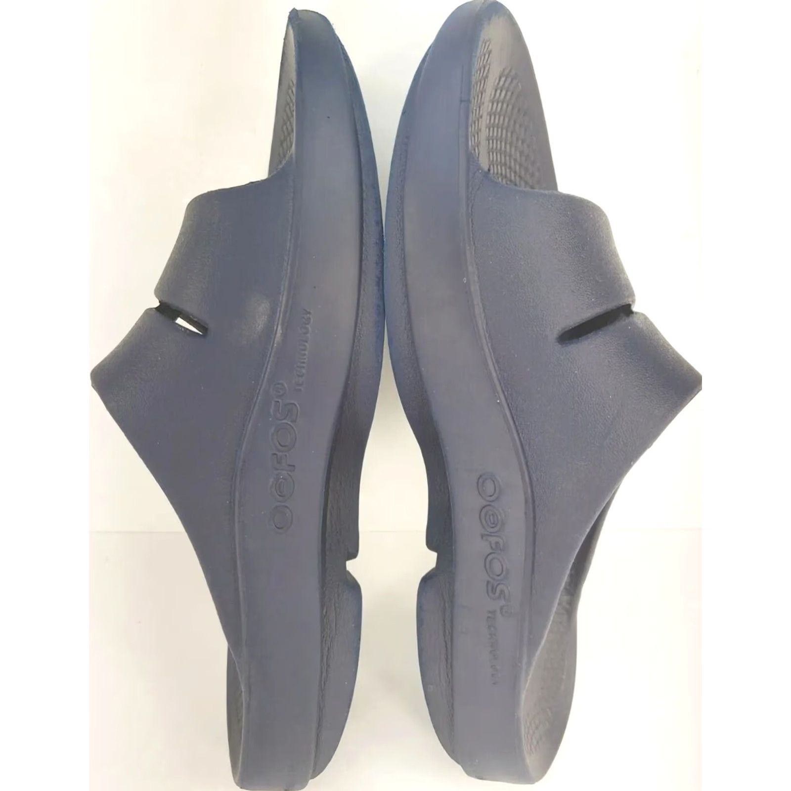 Vintage OOFOS Oohaa Womens Slide Sandal 6M Blue Rubber Casual Flats Open Toe Slip On Size US 6 / IT 36 - 7 Thumbnail