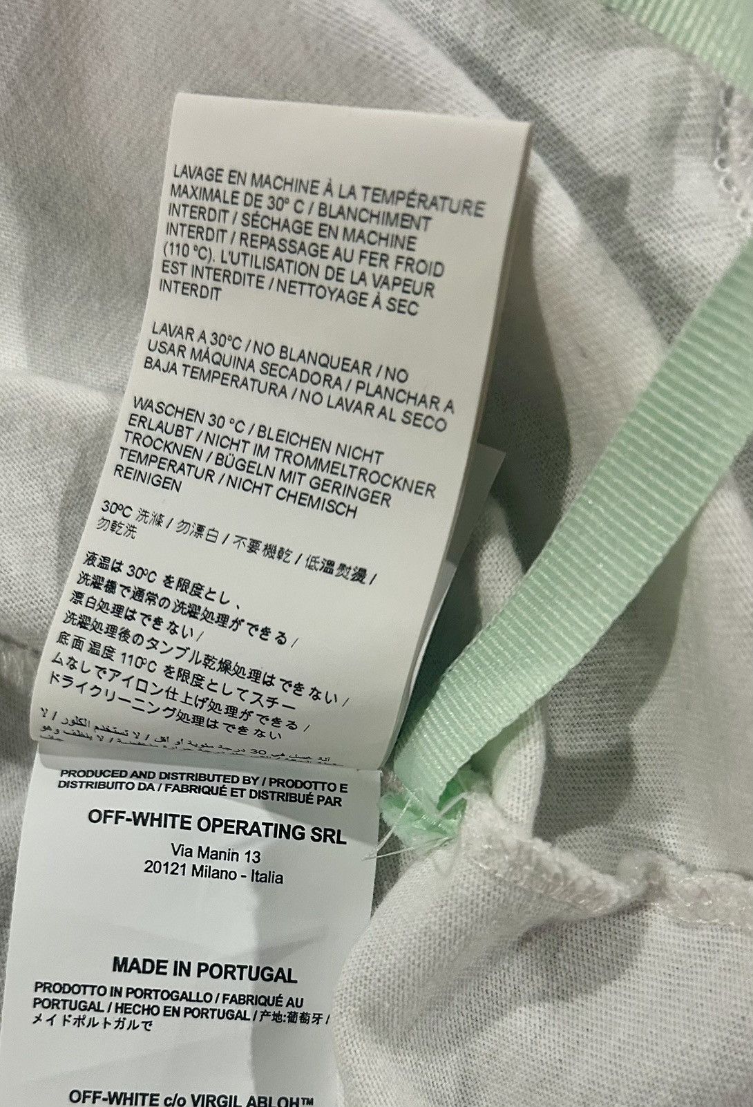 Off-White Off-White - "Bangkok" Tape Arrows T-Shirt Oversized Size S Size US S / EU 44-46 / 1 - 9 Thumbnail