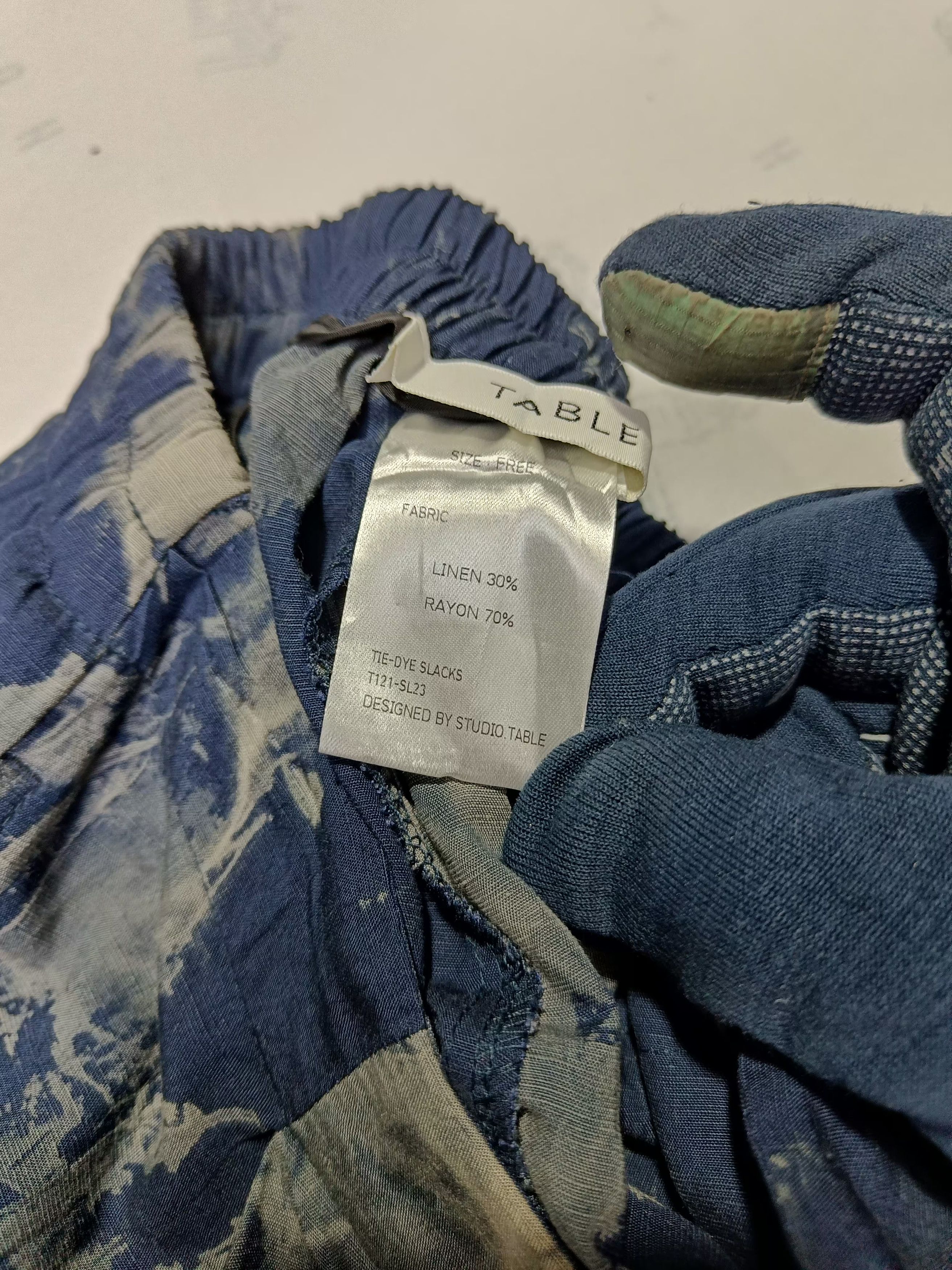 Bleach SICK🔥 Studio Table Baggy Bleach Tie-dye Rayon Slacks Size 26" / US 2 / IT 38 - 11 Thumbnail