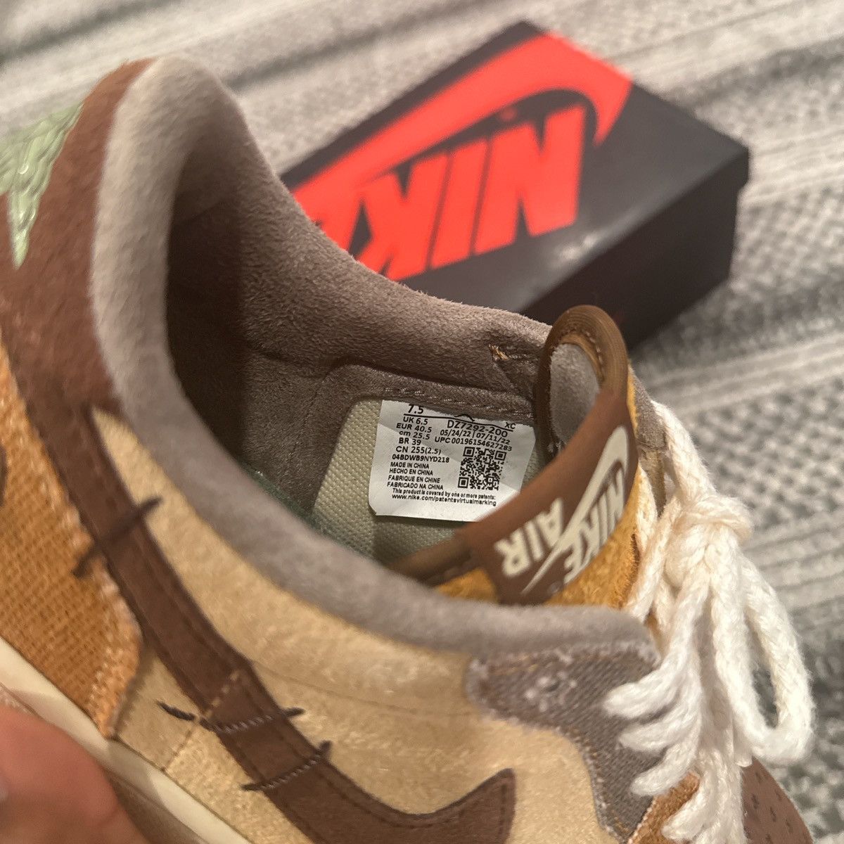 Nike Zion Williamson x Air Jordan 1 Retro Low OG 'Voodoo' Size US 7.5 / EU 40-41 - 7 Thumbnail