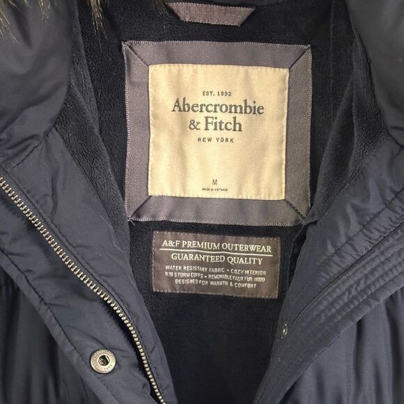 Abercrombie & Fitch Abercrombie Navy Puffer Trenchcoat w/ Faux Fur Hood M Size M / US 6-8 / IT 42-44 - 3 Thumbnail