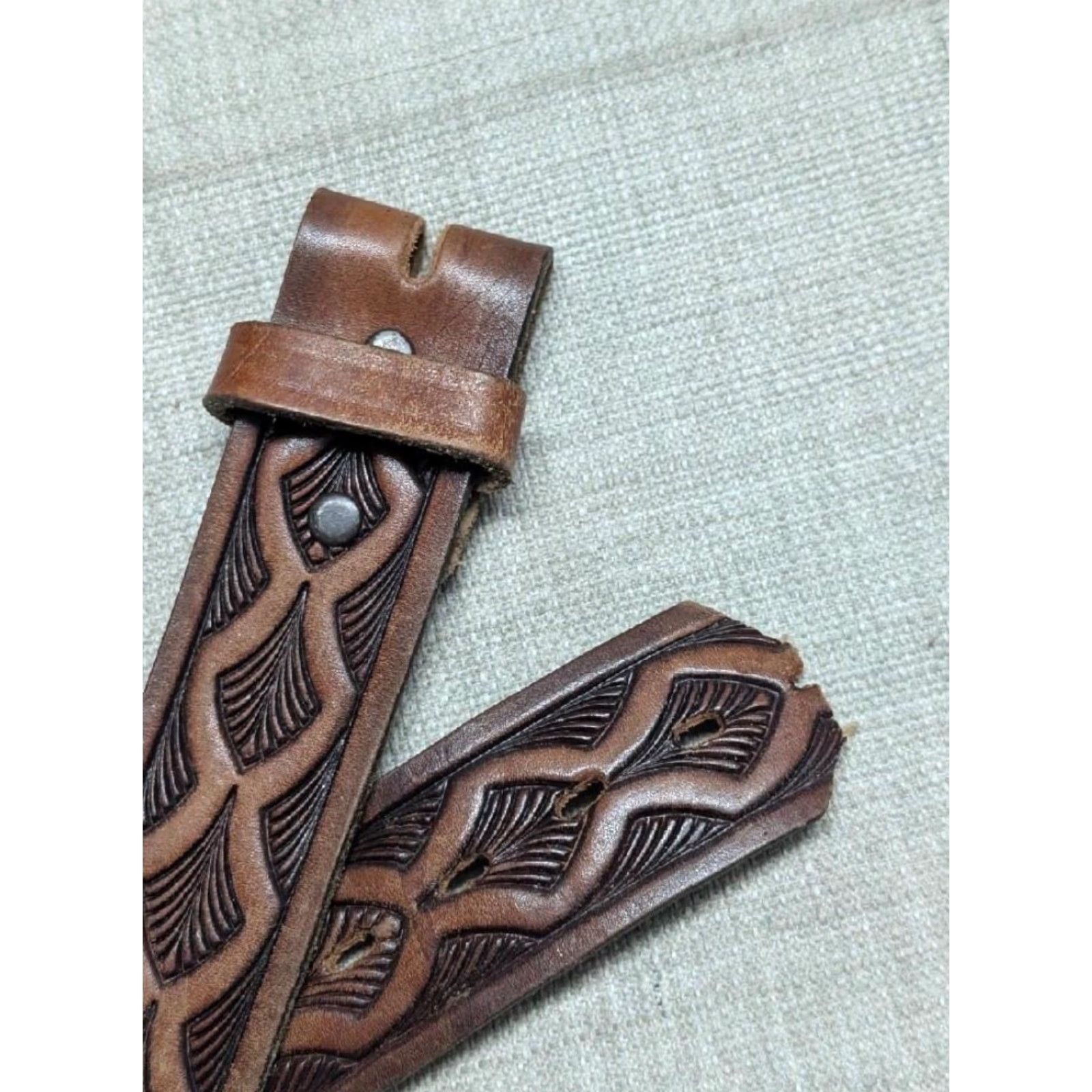 Vintage VINTAGE USA MADE TOOLED BUCKLE BELT Western Belt 42 Brown Cowhide Leather Men XS? 42 is size not XS Size 42 - 3 Thumbnail