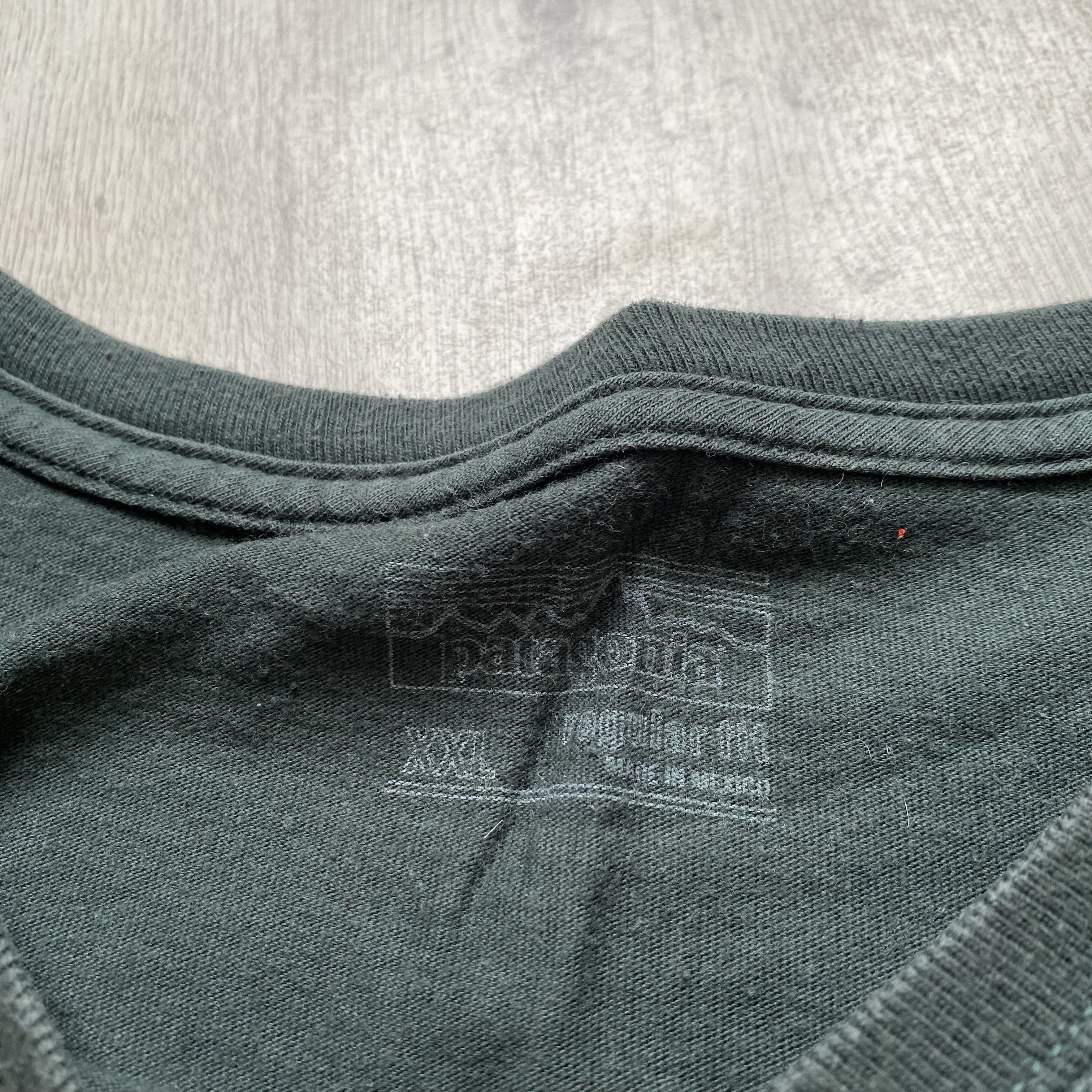 Patagonia 🏔️ Vintage Patagonia Long Sleeve Logo Tee Size US XXL / EU 58 / 5 - 6 Thumbnail