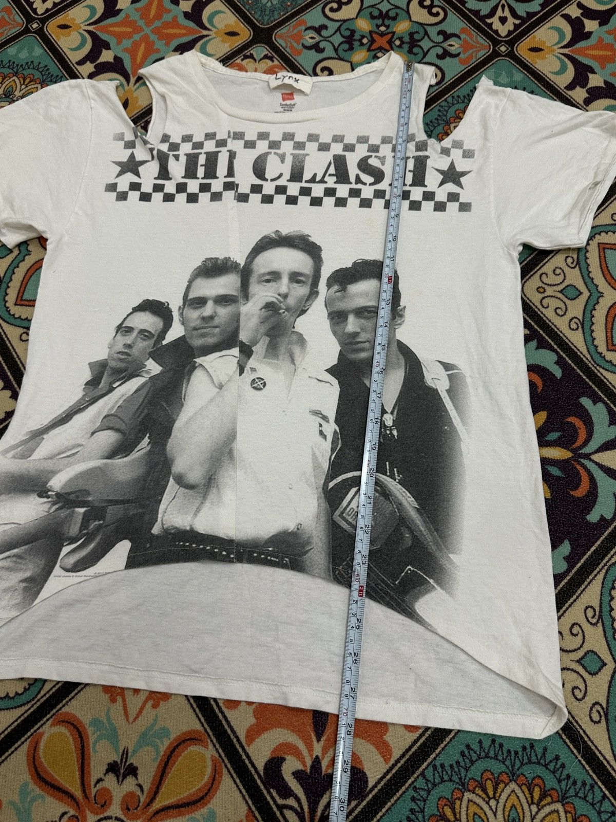 Band Tees Vintage The Clash By Lynx Distressed T Shirt Size US M / EU 48-50 / 2 - 5 Thumbnail