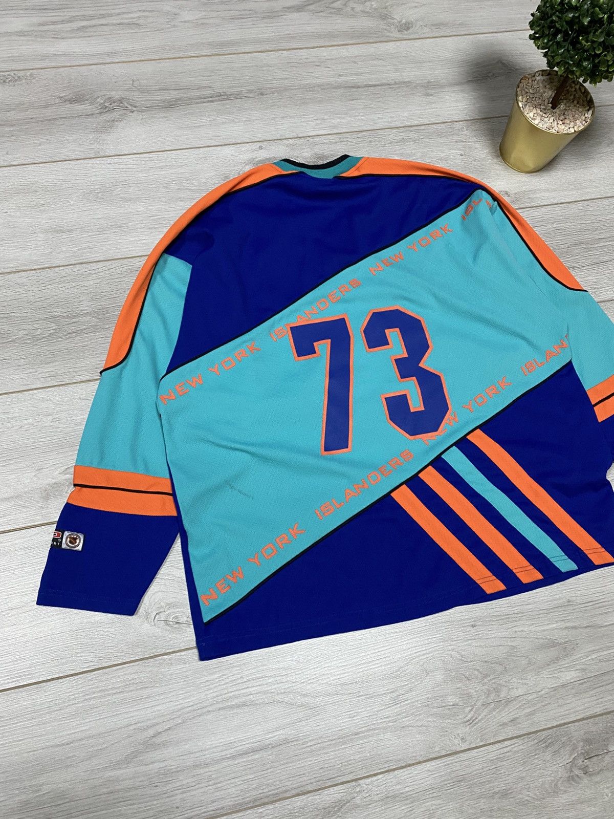 NHL Vintage Starter New York Islanders Hockey Jersey NHL Size US M / EU 48-50 / 2 - 2 Thumbnail