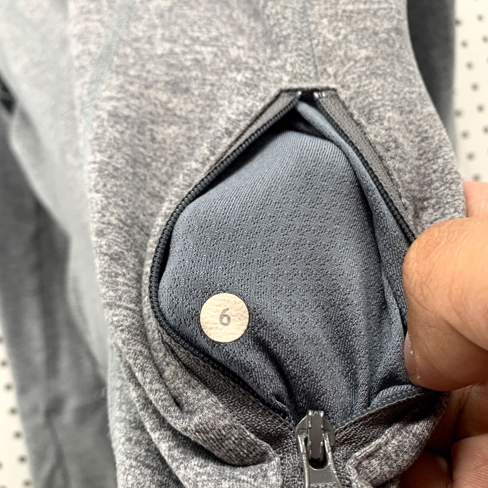 Lululemon Lululemon Track Jacket Womens Size 6 Gray Hooded Thumbhole 17.5x27.5 Jacket Gray Activewear Size M / US 6-8 / IT 42-44 - 3 Thumbnail