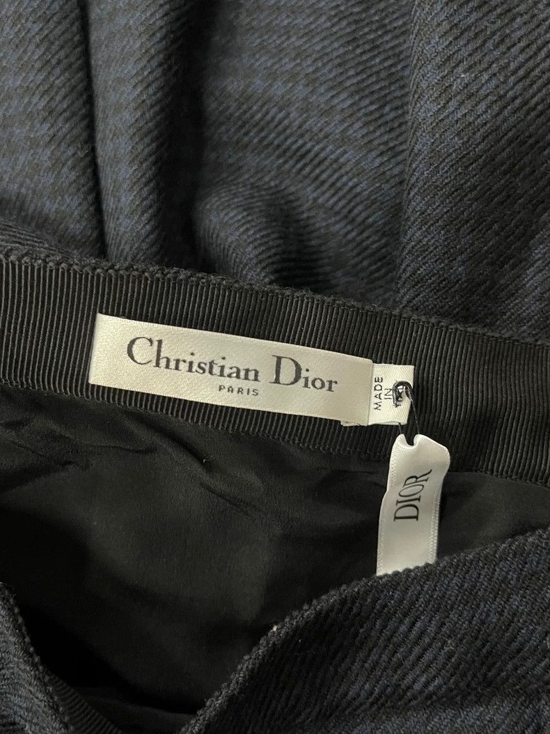 Dior DiorSkirt 2503-Nextarrow Size 24" / US 00 / IT 34 - 5 Thumbnail