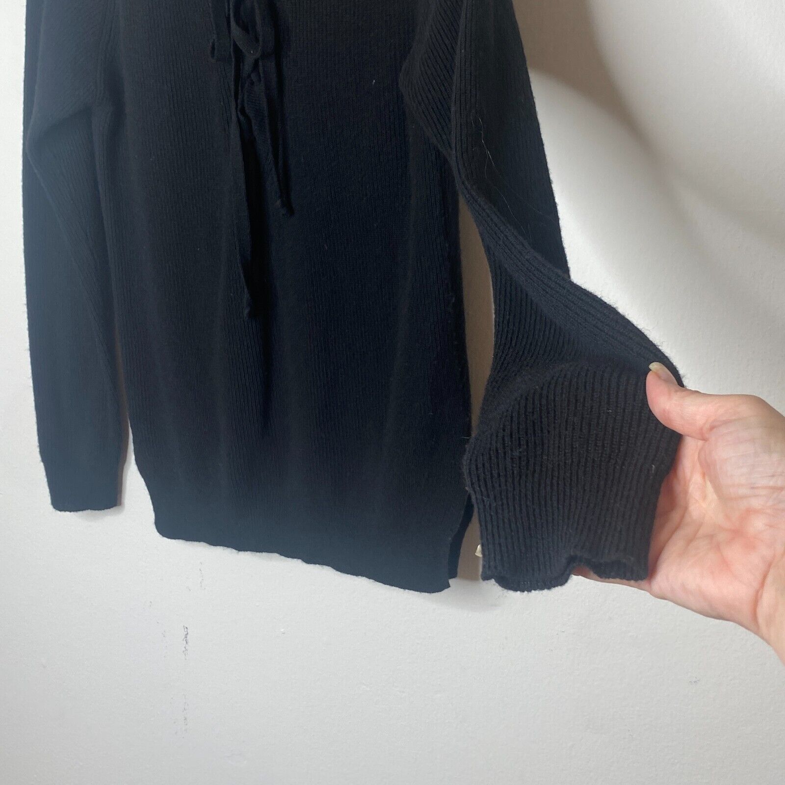 Other Kontatto Black Front Tie Lace up VNeck Long Sleeve Sweater S Size S / US 4 / IT 40 - 8 Thumbnail