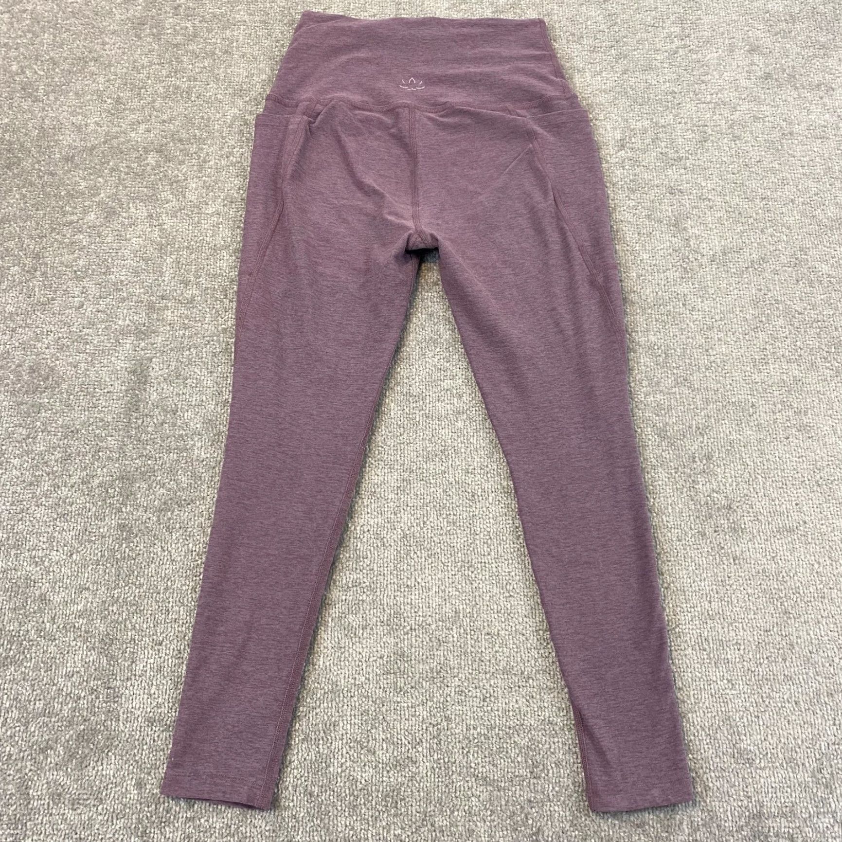 Beyond Yoga Beyond Yoga x Peloton Leggings Womens Small 22' Waist Purple Mauve Capri Workout Size 28" / US 6 / IT 42 - 4 Thumbnail