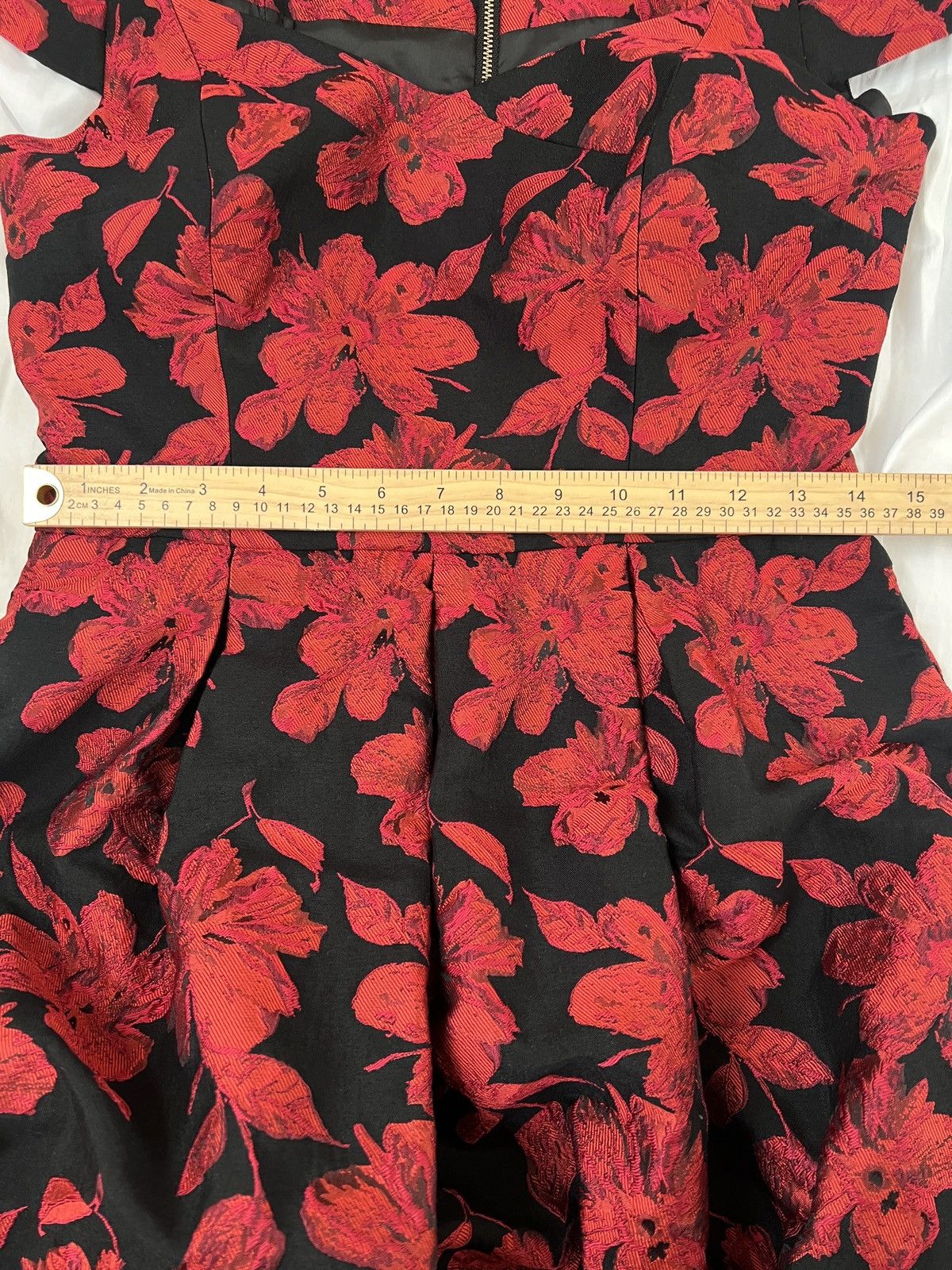 Calvin Klein red and black off-shoulder floral dress size