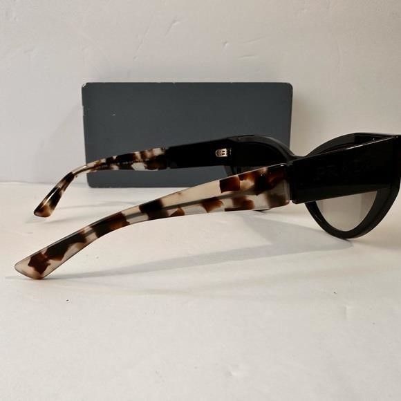 Prada New 💯 Authentic Prada SPR03W Sunglasses Size ONE SIZE - 7 Thumbnail