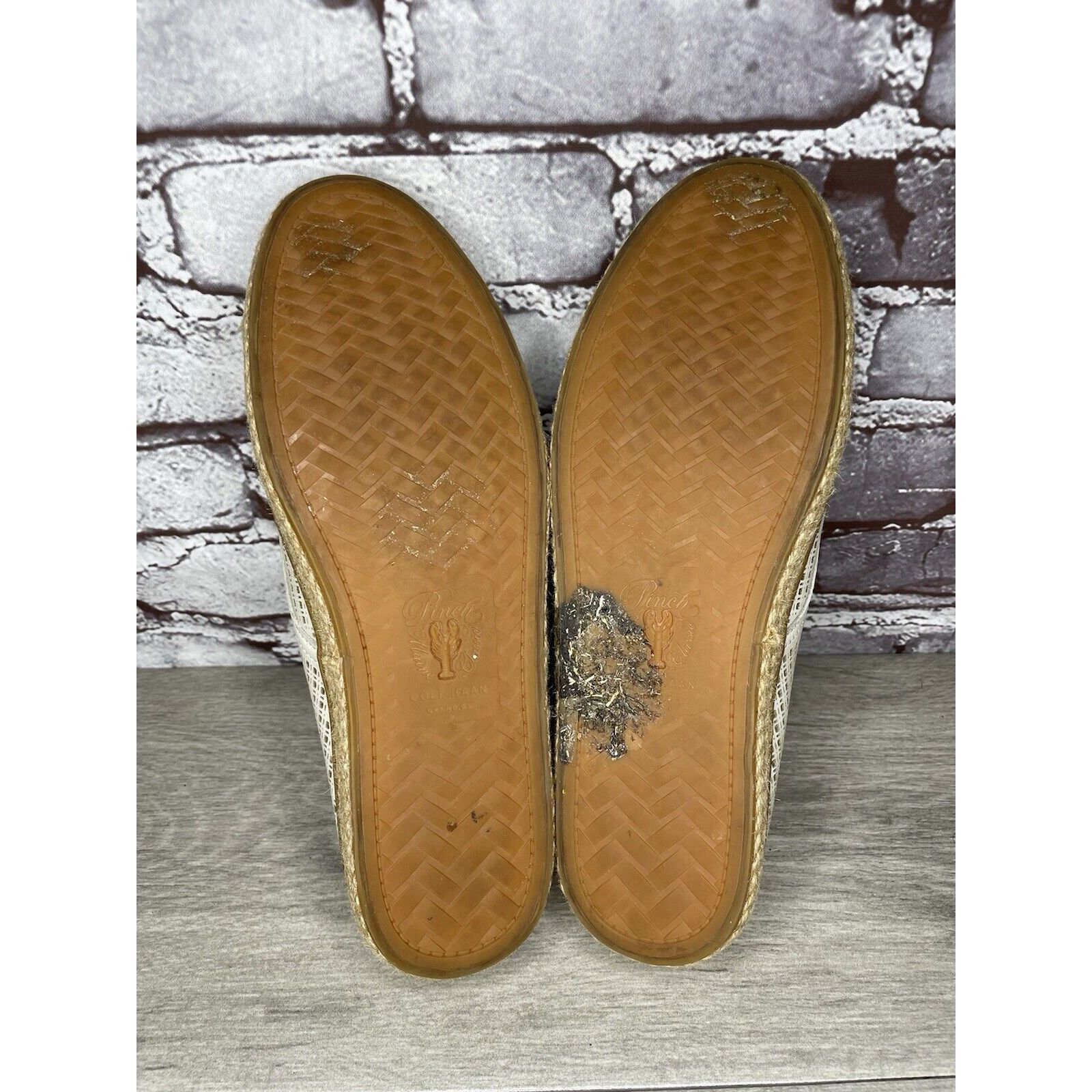Cole Haan Cole Haan Ivory Leather Perforated Espadrilles Comfort Shoes Size US 8.5 / IT 38.5 - 8 Thumbnail
