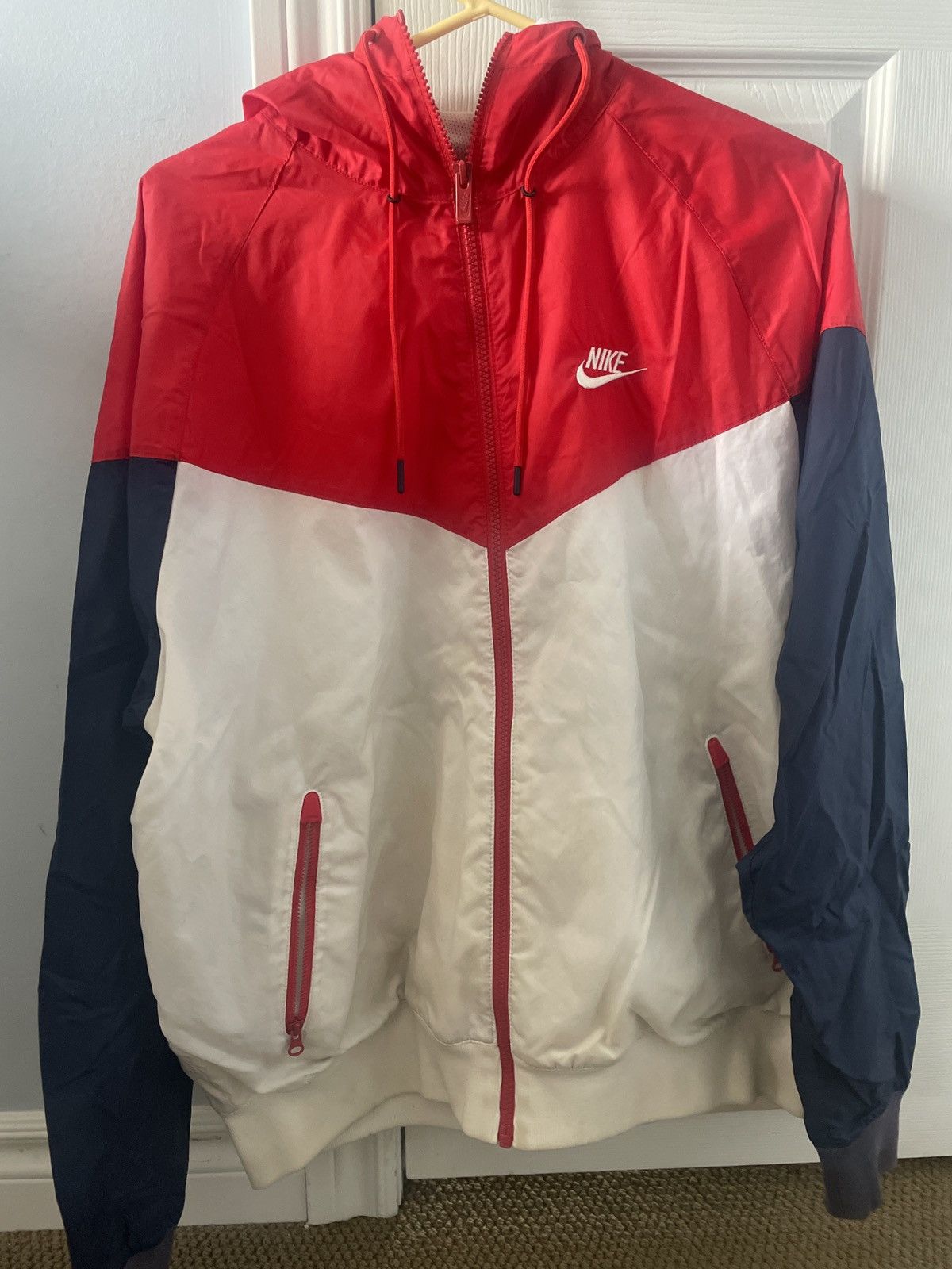 Nike Nike windbreaker red blue white Size US M / EU 48-50 / 2 - 1 Thumbnail