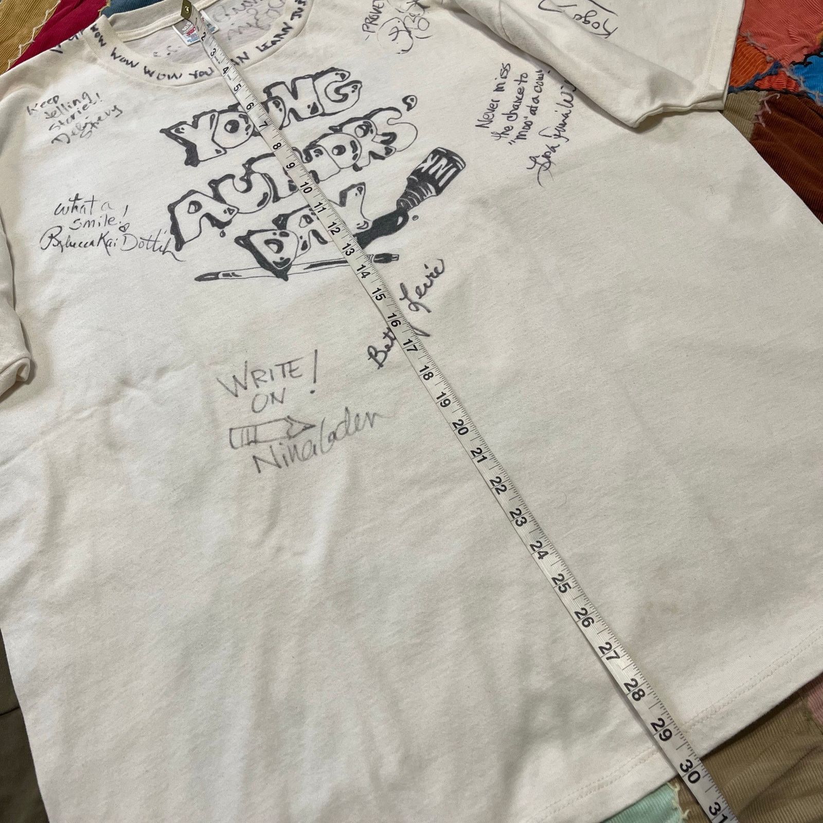 Jerzees Vintage Authors Day Written All Over White Shirt 2XL Size US L / EU 52-54 / 3 - 4 Thumbnail