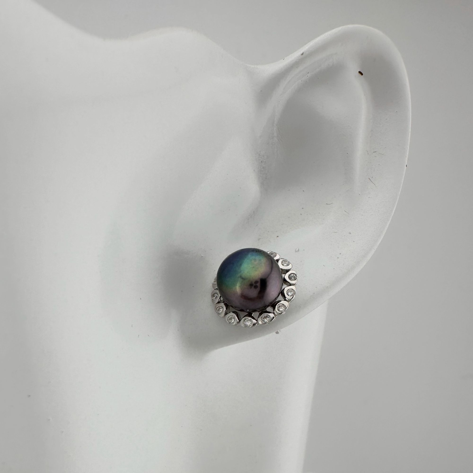 Other Peacock Pearl Halo Stud Earrings Size ONE SIZE - 14 Thumbnail
