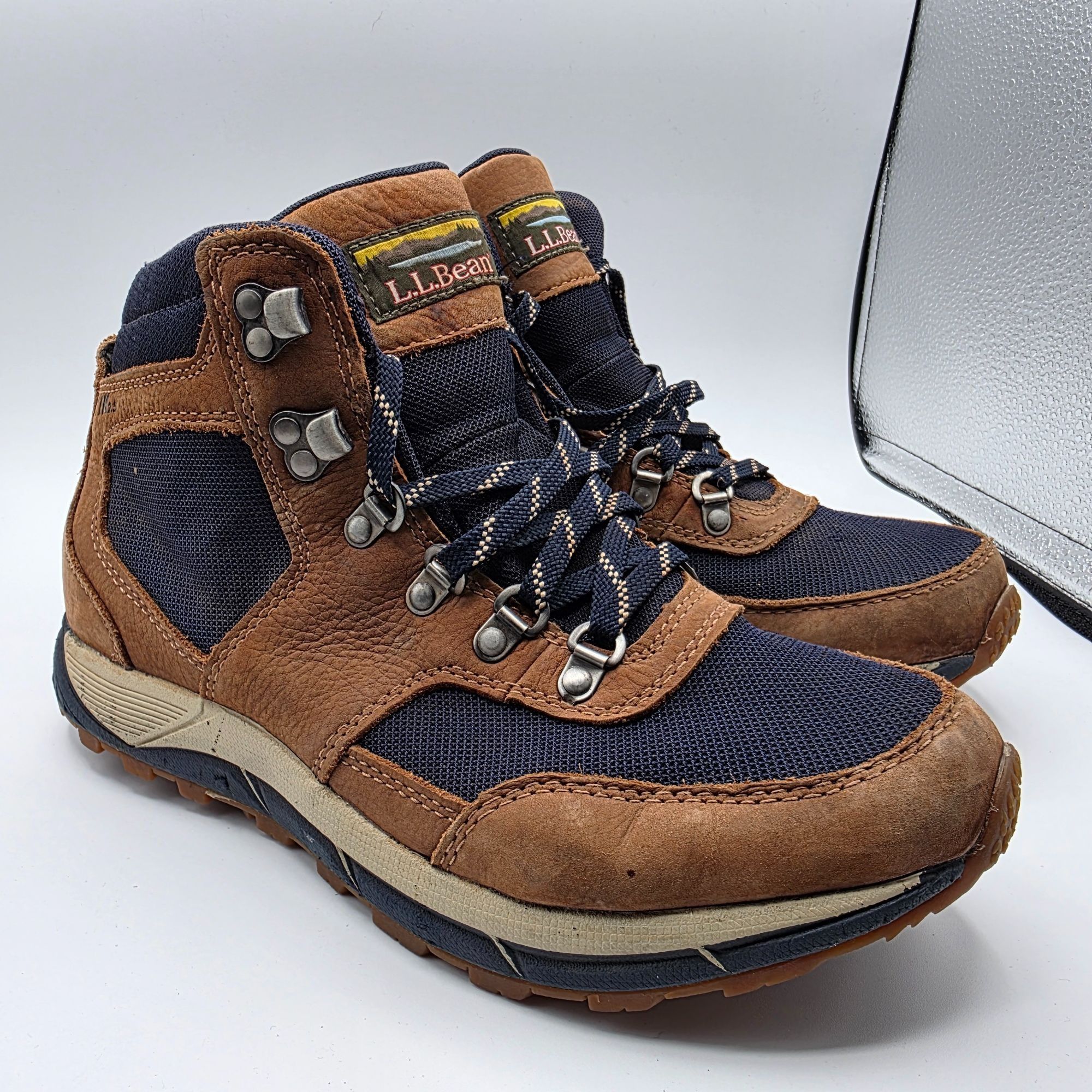 L.L. Bean LL Bean Mountain Classic Mens Size 8 Brown Waterproof Hiking Size US 8 / EU 41 - 1 Thumbnail