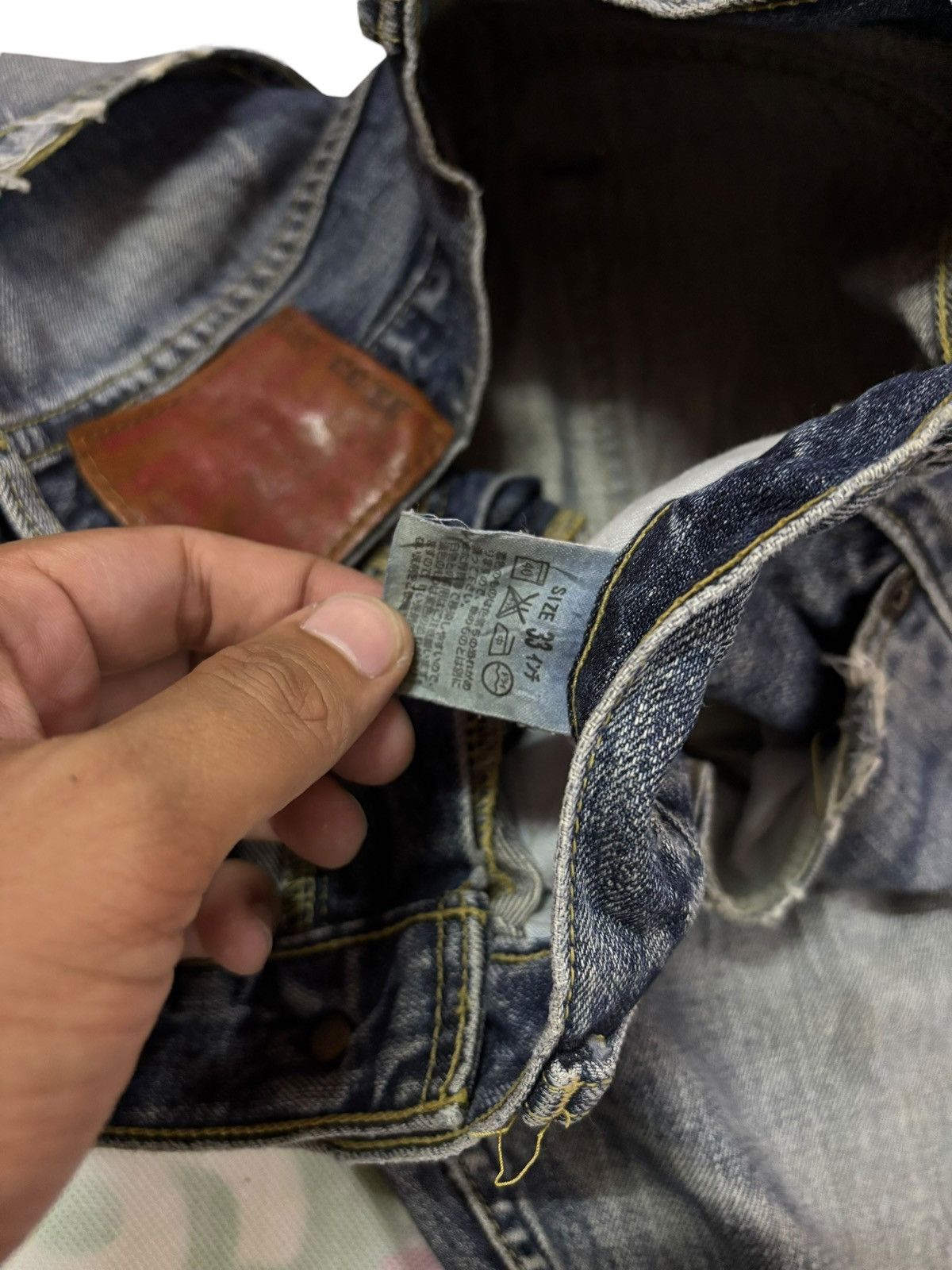 Levi's Vtg 90s Levis 507 Distressed Jeans Size US 32 / EU 48 - 7 Thumbnail