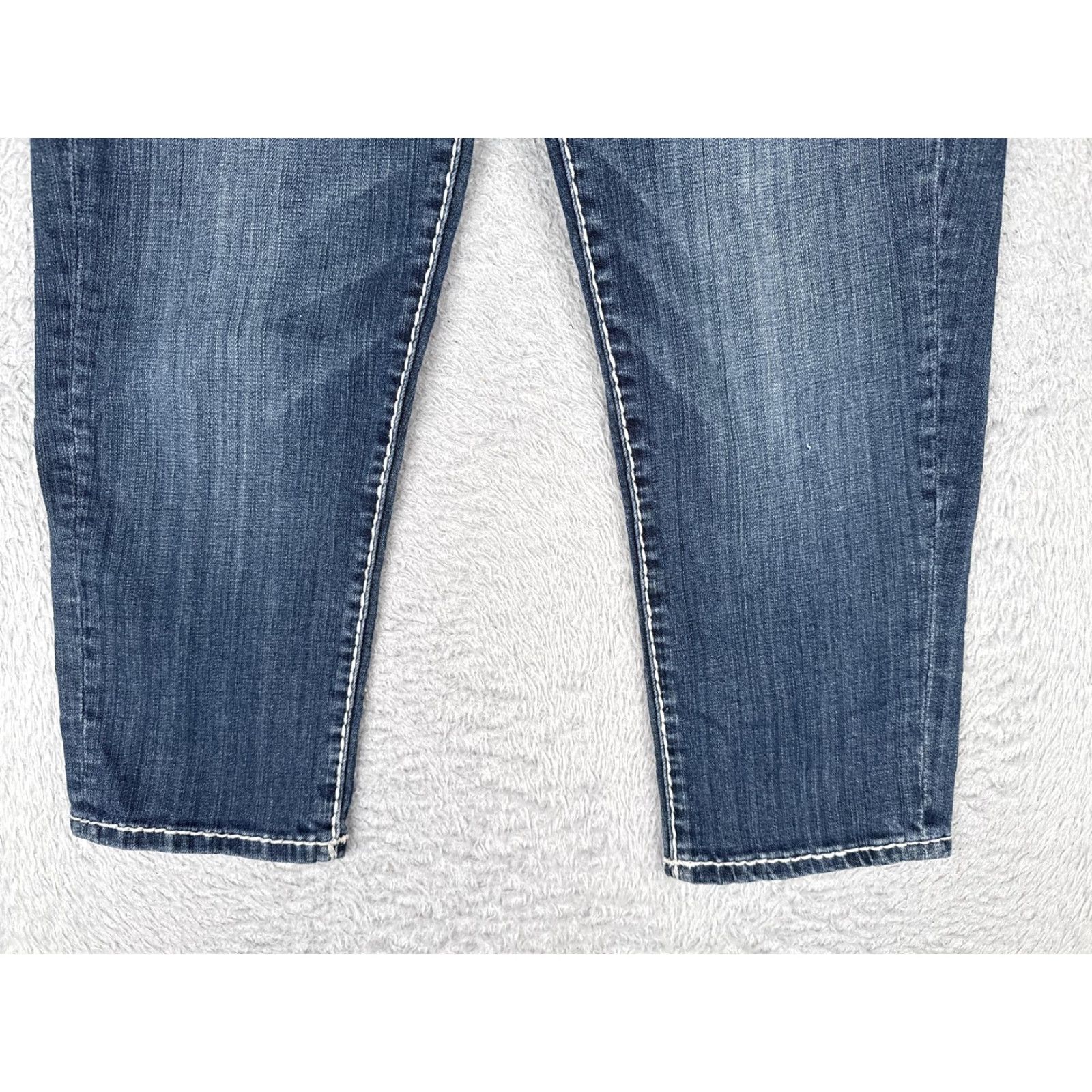 Vintage L.A. Idol Jeans Women 11 Capri Cropped Embellished Rhinestone Pockets Blue Size 32" / US 10 / IT 46 - 2 Thumbnail