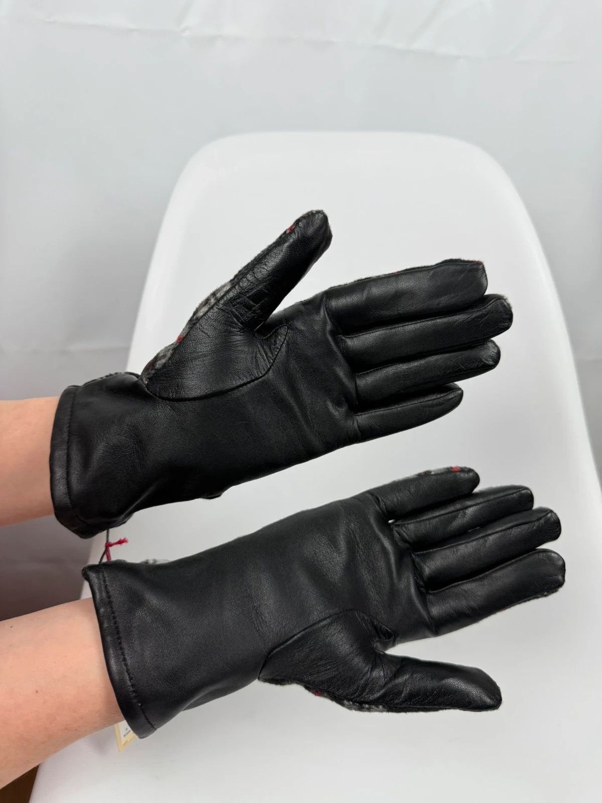 Dents Dents Plaid Gloves Womens size 7,5 Leather Size ONE SIZE - 2 Thumbnail
