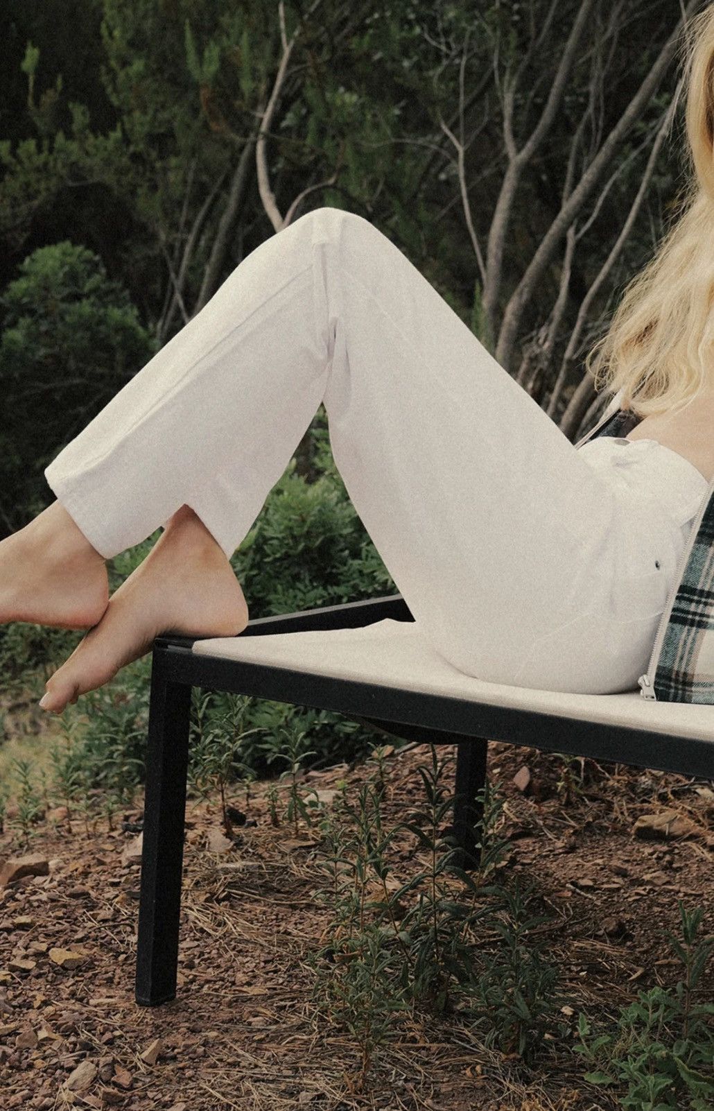 Museum of Peace & Quiet •NWT• Museum of Peace & Quiet White FRAME Denim Pants • MoPQ Size US 32 / EU 48 - 2 Thumbnail