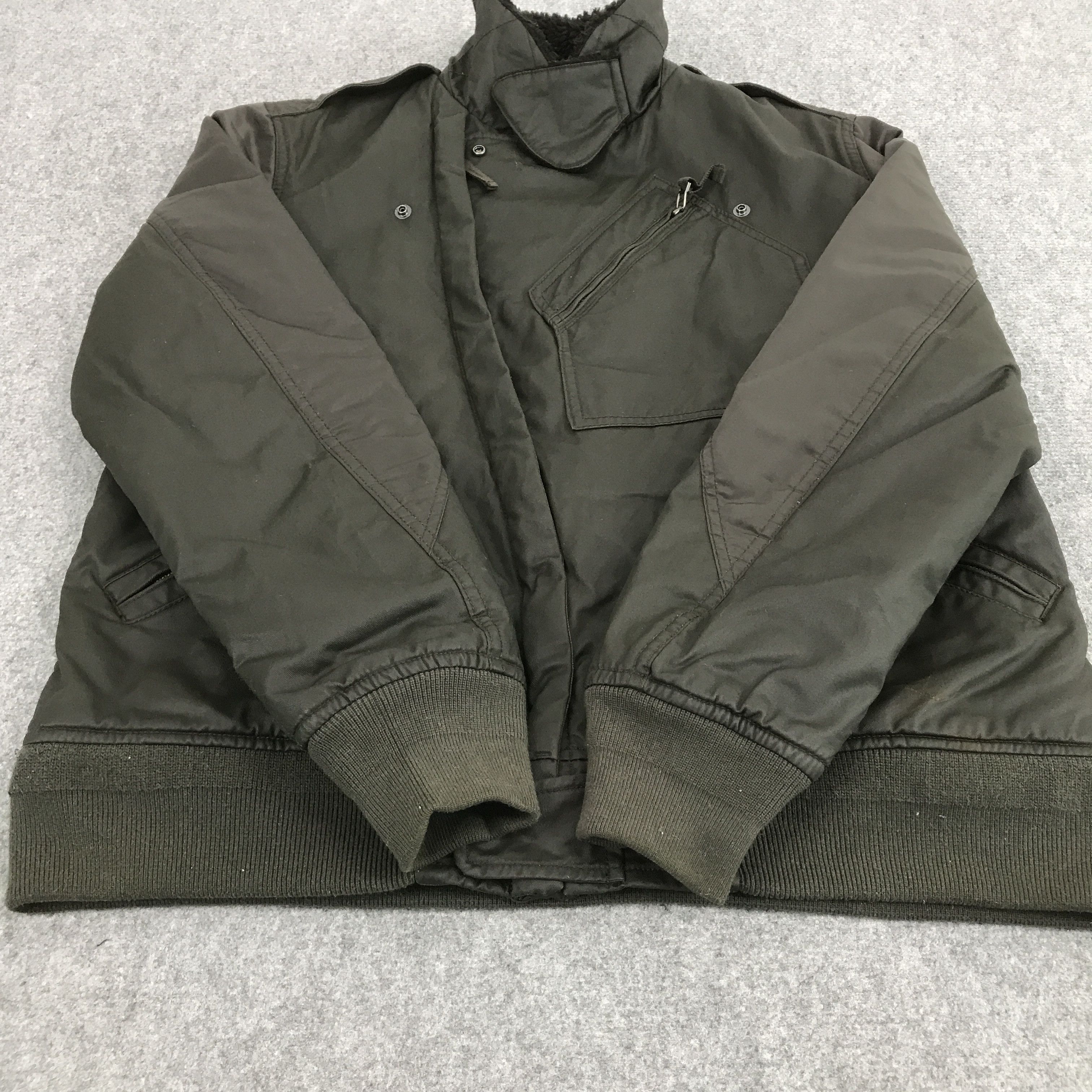 Japanese Brand × Vintage MA-1 MILITARY JACKET UNIQLO DESIGN JAPAN JACKET Size US XL / EU 56 / 4 - 9 Thumbnail