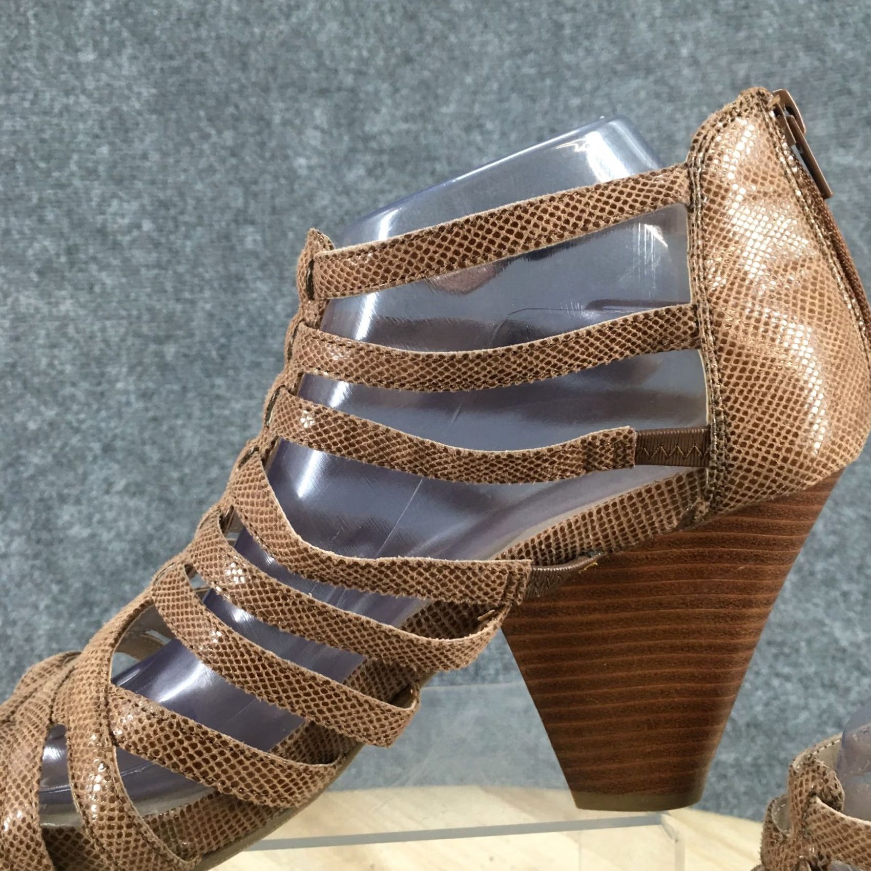 Kenneth Cole Kenneth Cole Reaction Sandal Womens 10M Brown Tropical Vine Strappy Snakeskin Shoes Size US 10 / IT 40 - 4 Thumbnail