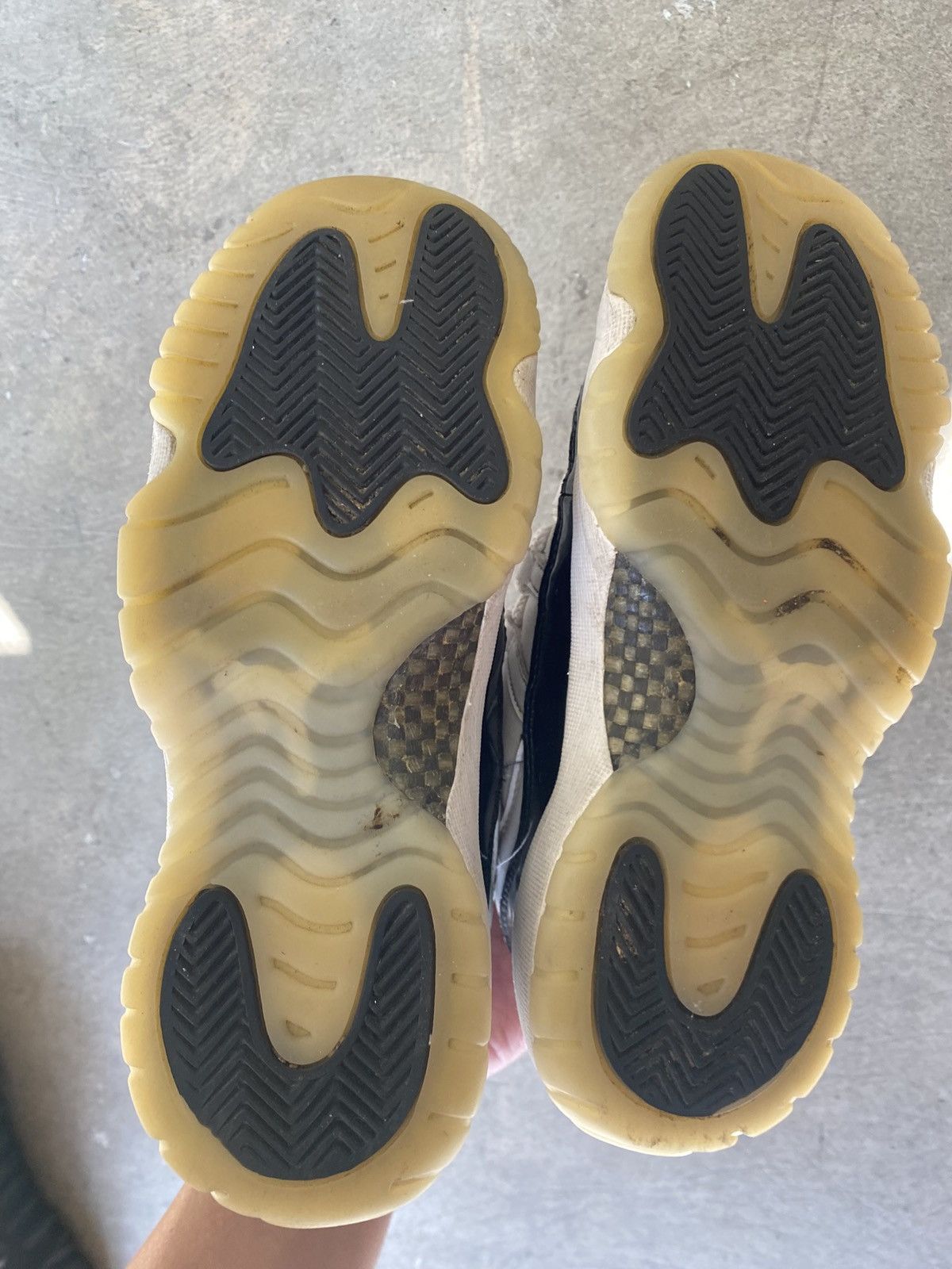 Jordan Brand Jordan 11 DMP Gratitude Size US 5.5 / EU 38 - 3 Thumbnail