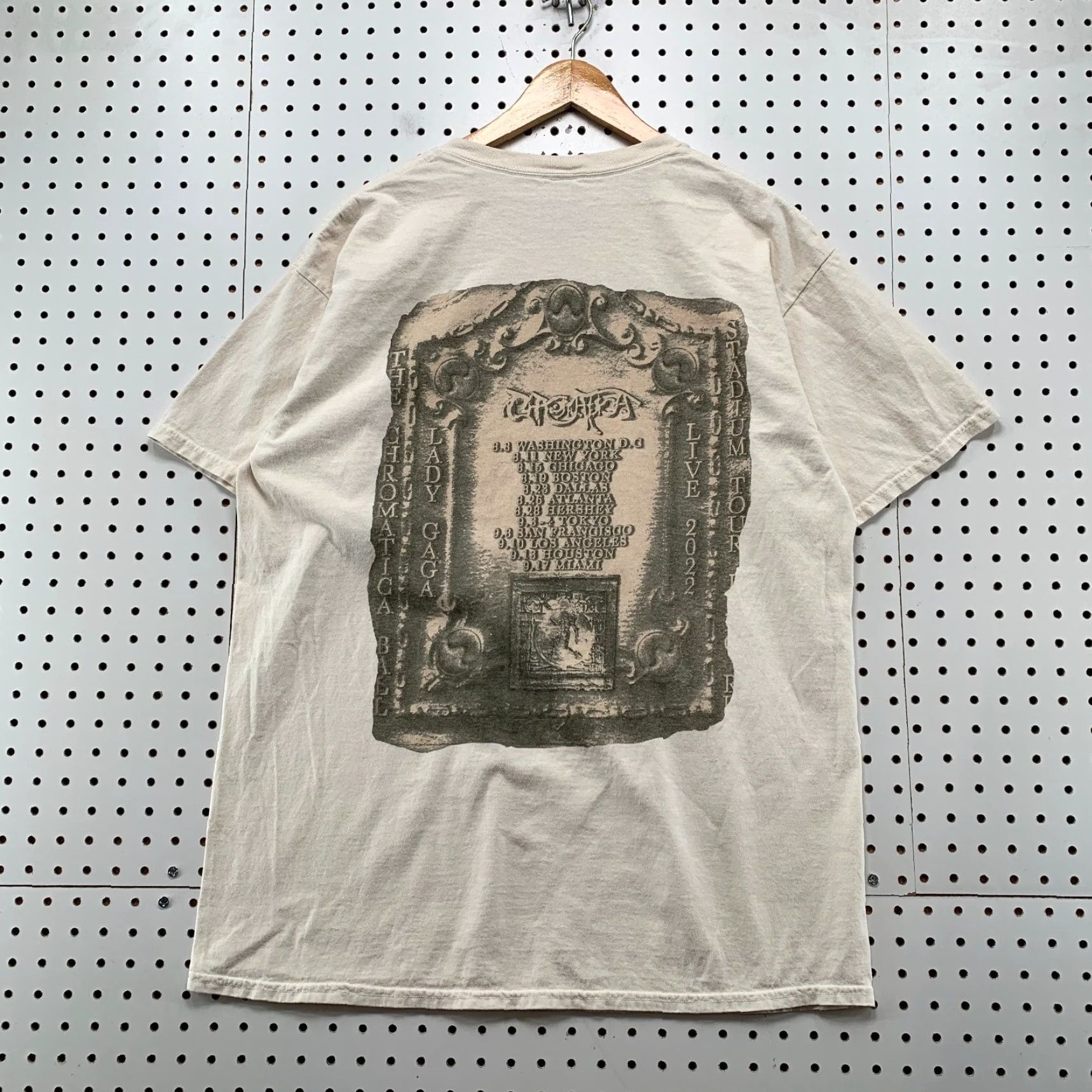 Bally Lady Gaga T Shirt Mens Large Beige The Chromatica Ball Graphic Music Pop Concert Shirt Mens L Beige Chromatica Ball Size US L / EU 52-54 / 3 - 2 Thumbnail