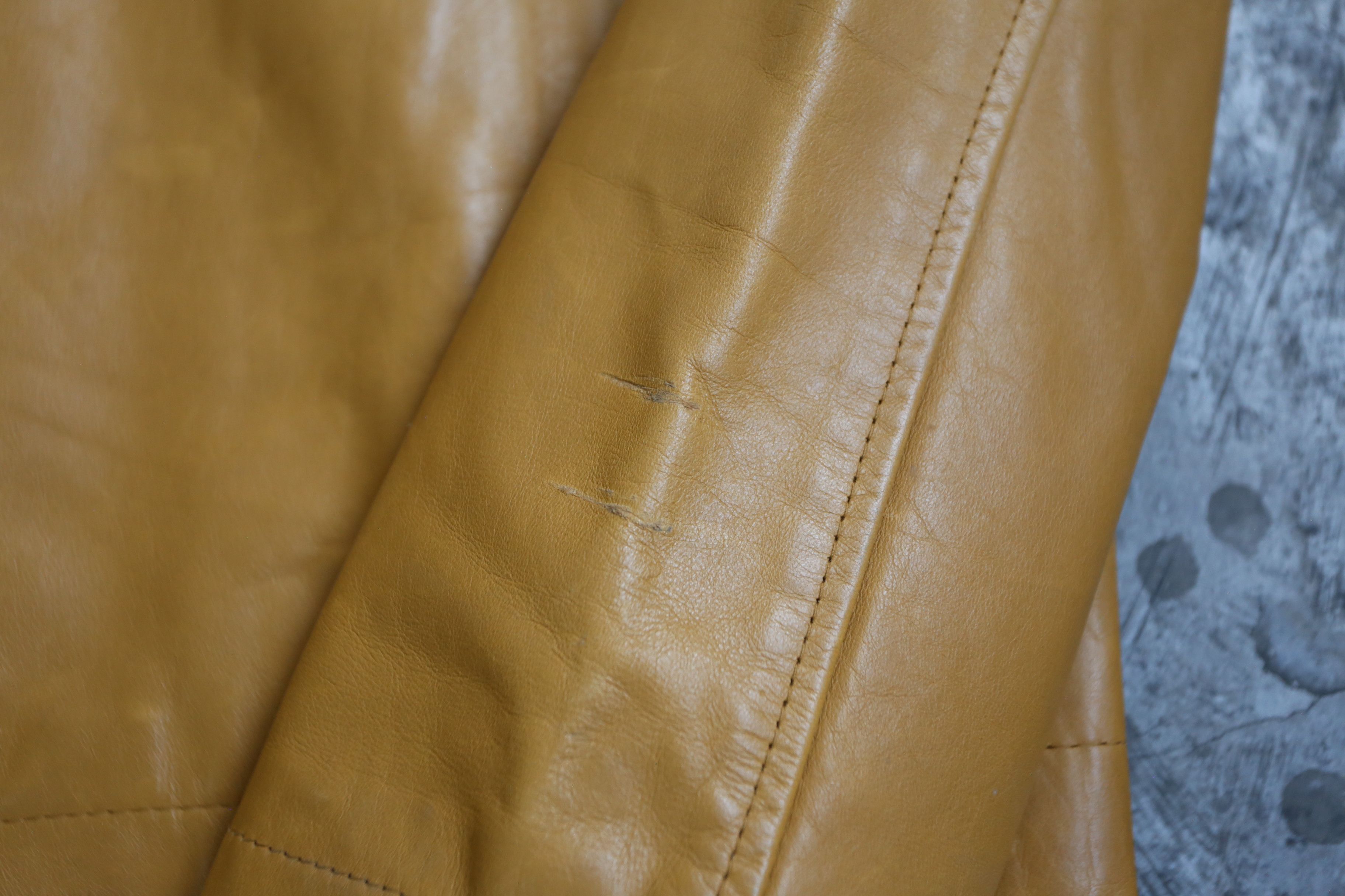 Christophe Lemaire Christophe Lemaire - F/W 01-02 - Leather Bomber Size US L / EU 52-54 / 3 - 4 Thumbnail