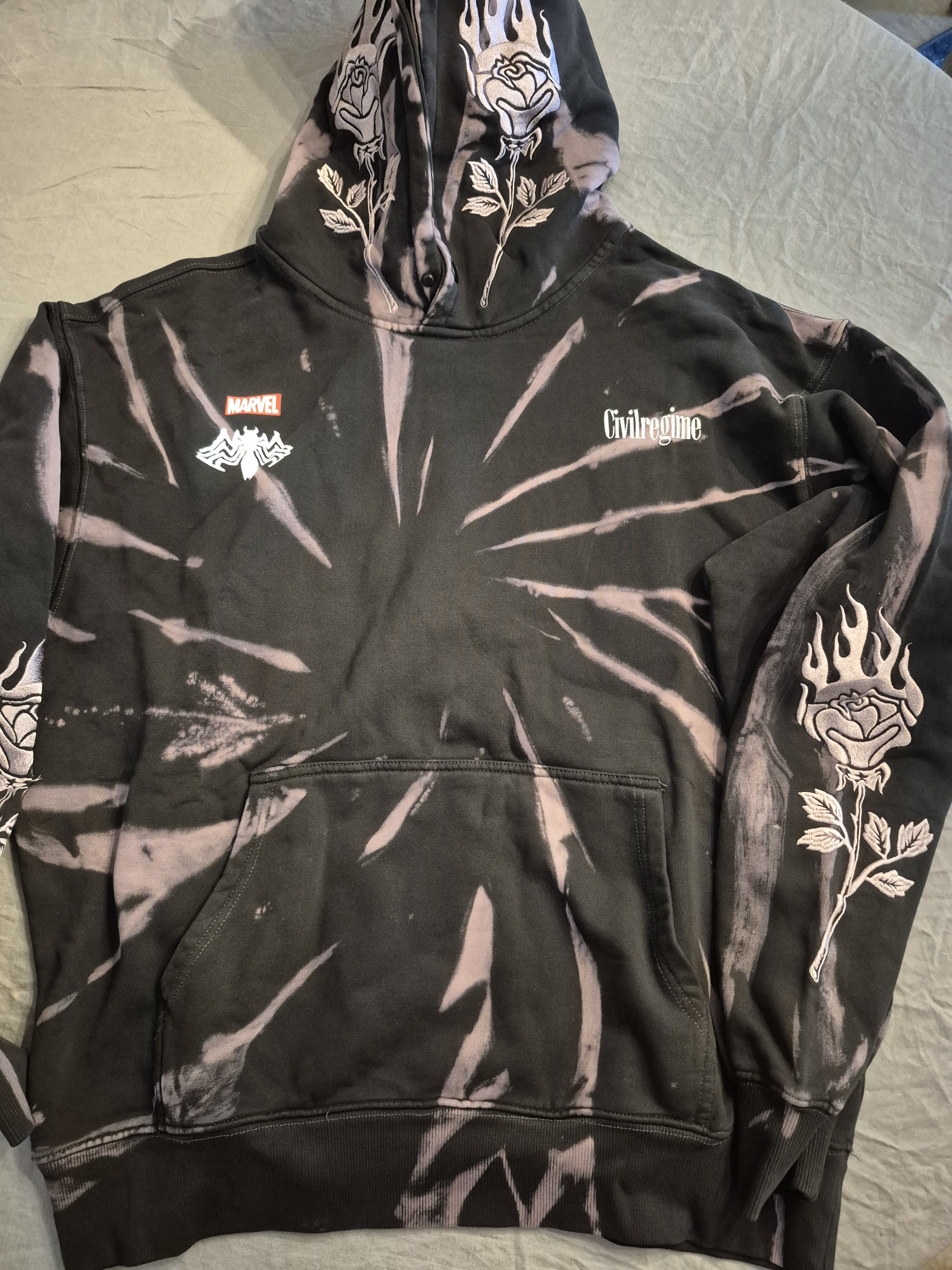 Civil Regime × Marvel Comics Civil Regime x Marvel Venom Hoodie Size Large BNWT Size US L / EU 52-54 / 3 - 1 Thumbnail