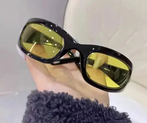 Jewelry Kurt Cobain Futuristic Sunglasses Hip Hop Grunge Y2K Yellow Size ONE SIZE - 4 Thumbnail