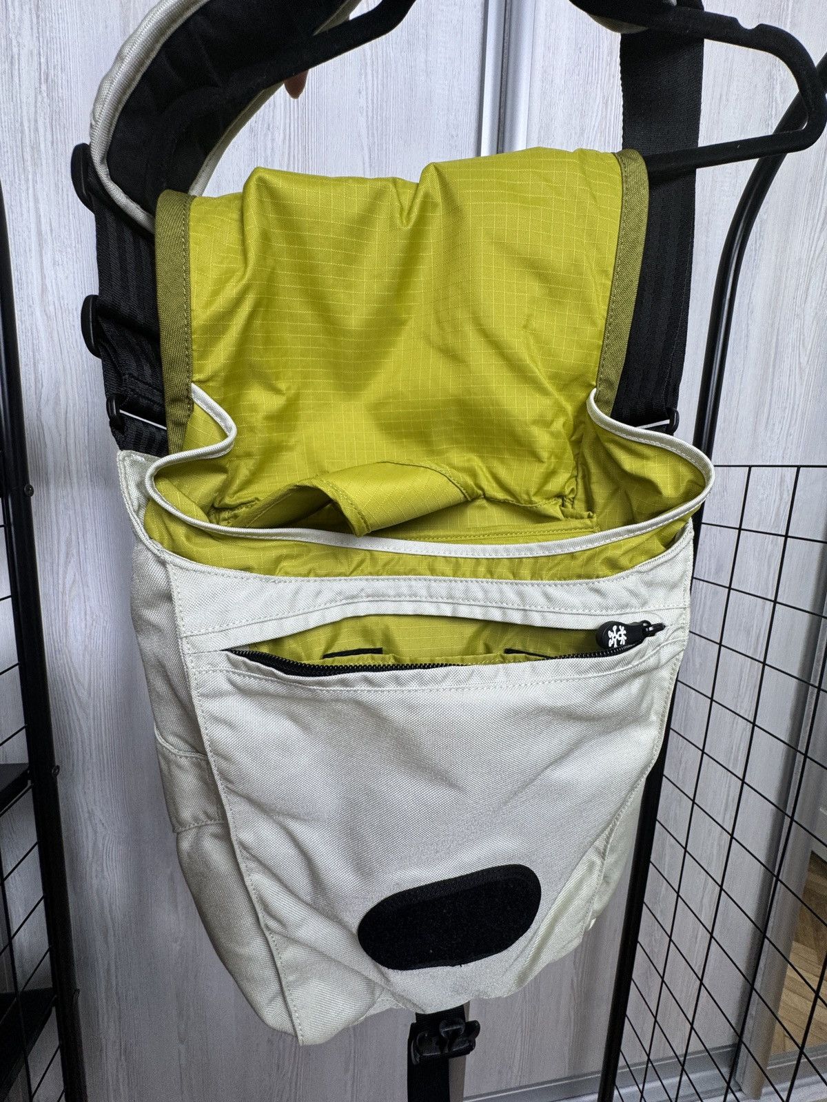 Crumpler Crumpler The Slippy fish laptop shoulder bag Size ONE SIZE - 18 Thumbnail
