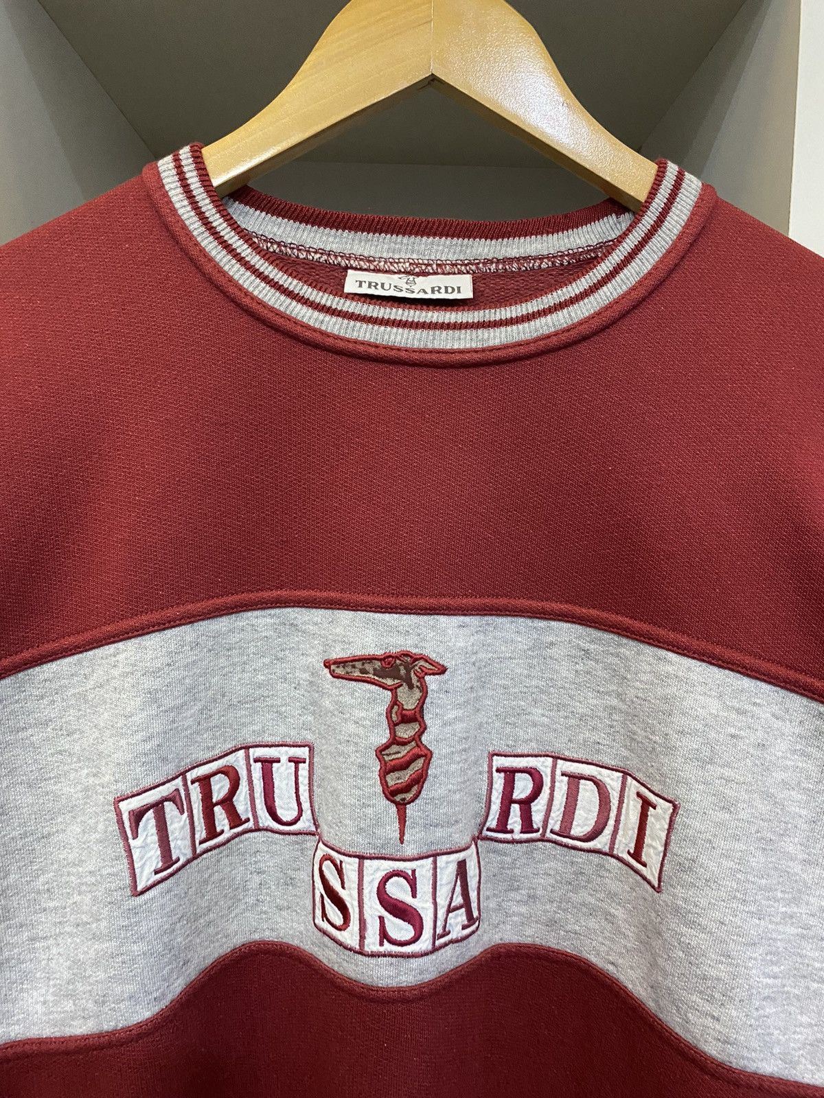 Trussardi × Vintage Vintage Trussardi Made Italy Sweatshirt Size US M / EU 48-50 / 2 - 2 Thumbnail