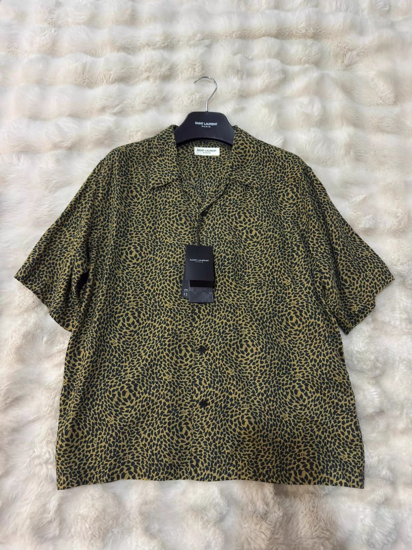 Yves Saint Laurent Multi Leopard Print Short Sleeve Button-Up Shirt Size US M / EU 48-50 / 2 - 1 Thumbnail
