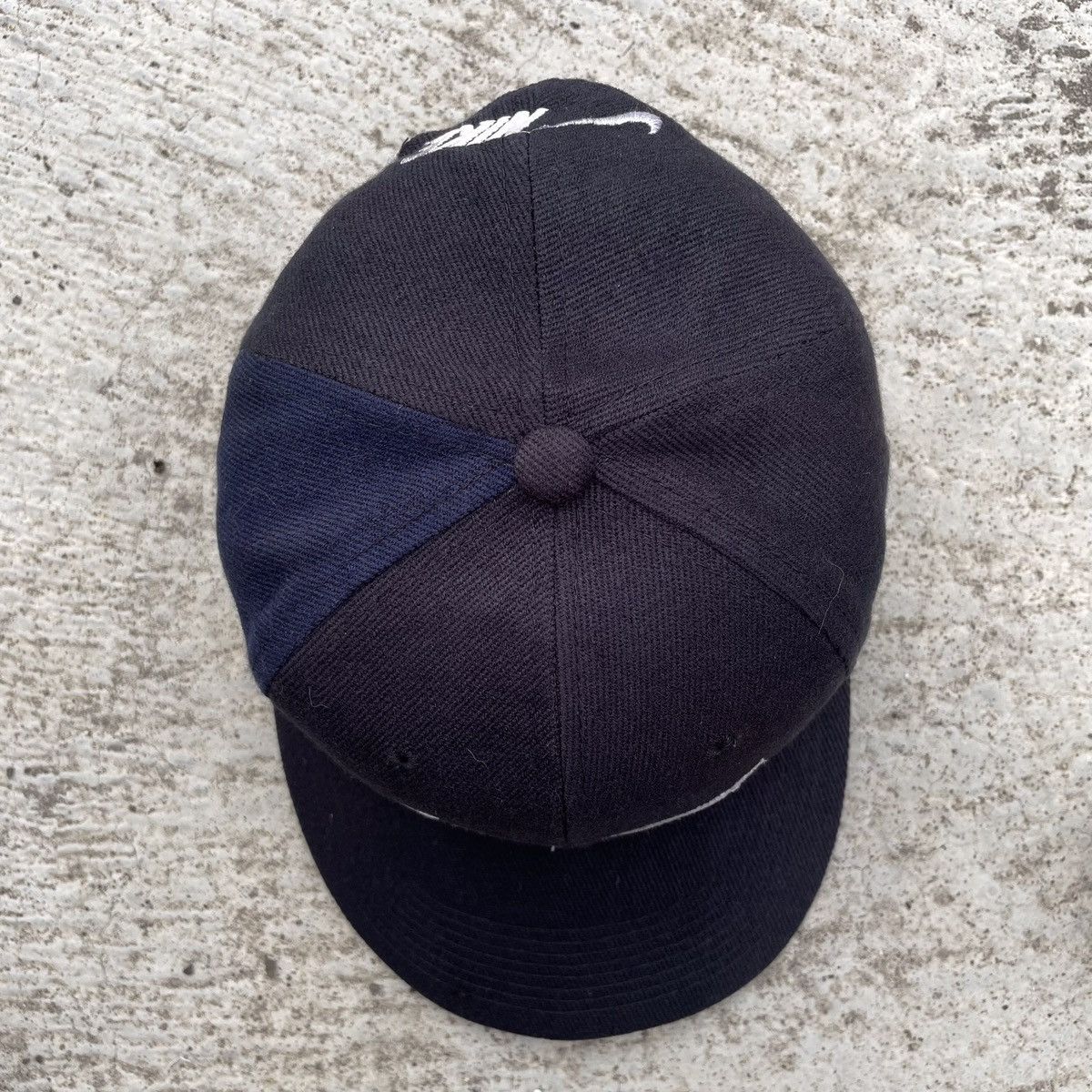 Nike Nike vintage with stylish logo strap Size ONE SIZE - 10 Thumbnail