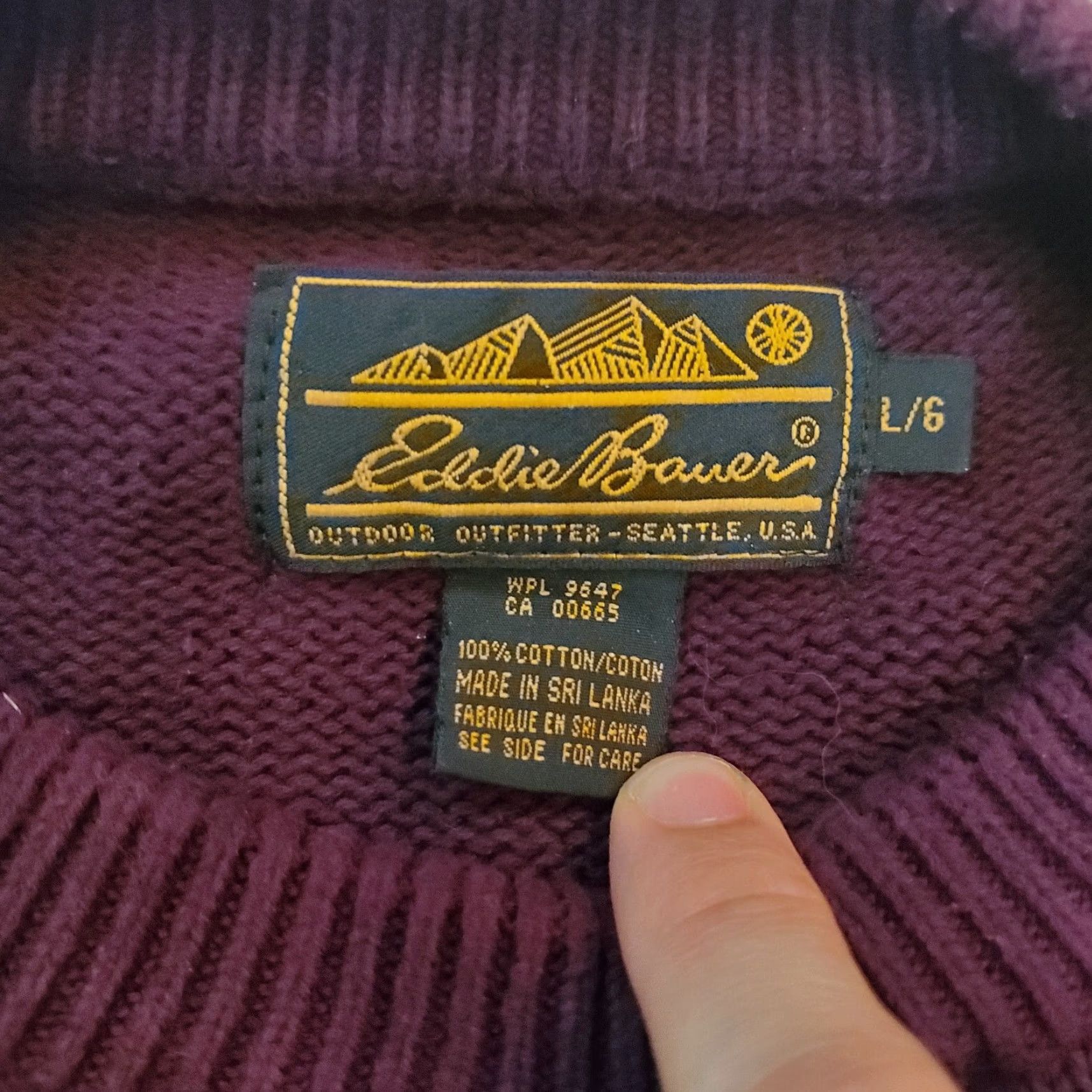 Eddie Bauer VINTAGE Eddie Bauer Sweater Mens 100% Cotton Crew Neck Red Fair Isle Snowflake Knit Pullover All Seasons 90s Classic Ski Size L Size US L / EU 52-54 / 3 - 5 Thumbnail