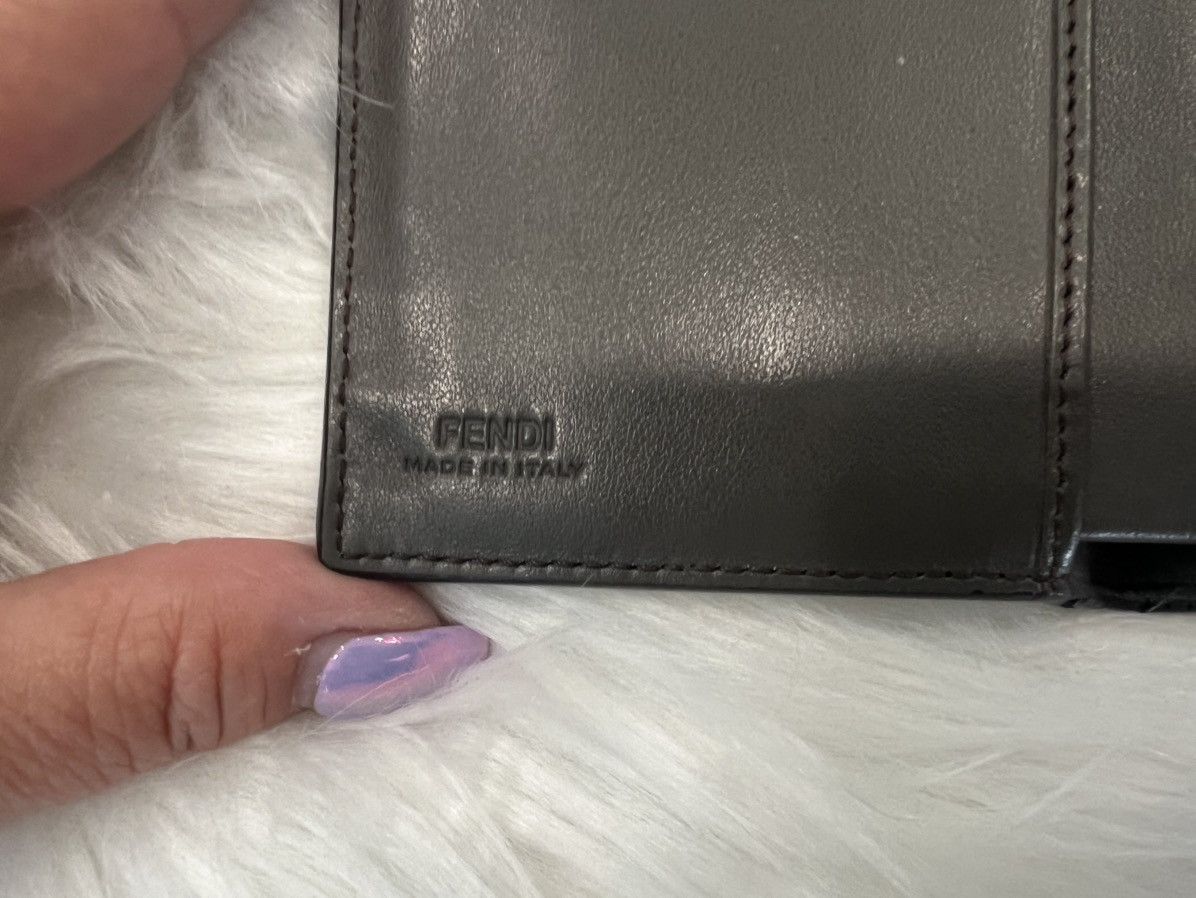 Fendi Fendi Kan I Leather Wallet w/ Ring Closure + Gunmetal Chain Size ONE SIZE - 7 Thumbnail