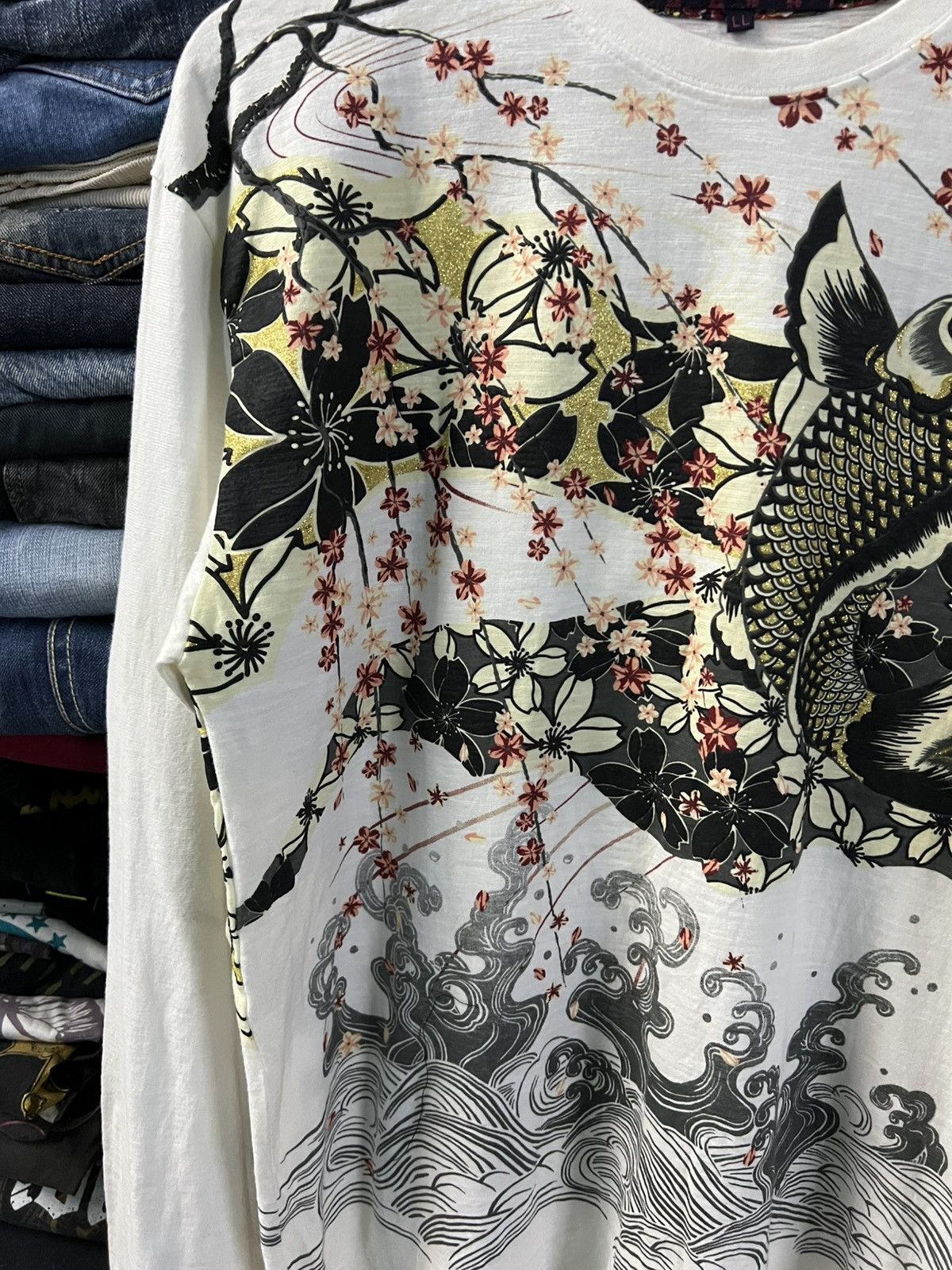 If Six Was Nine × Japanese Brand VINTAGE SUKAJAN KOI FISH LONG SLEEVE Size US M / EU 48-50 / 2 - 6 Thumbnail