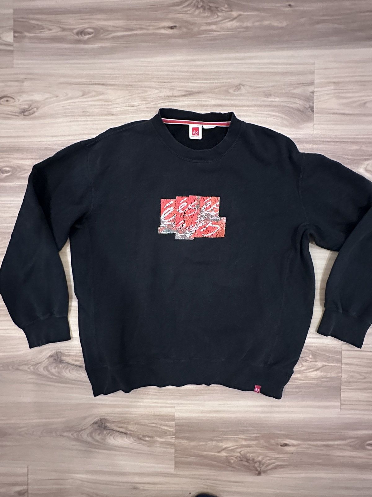 eS ‘Es menikmati 2001 vintage skateboarding crewneck sweatshirt Size US XL / EU 56 / 4 - 1 Thumbnail