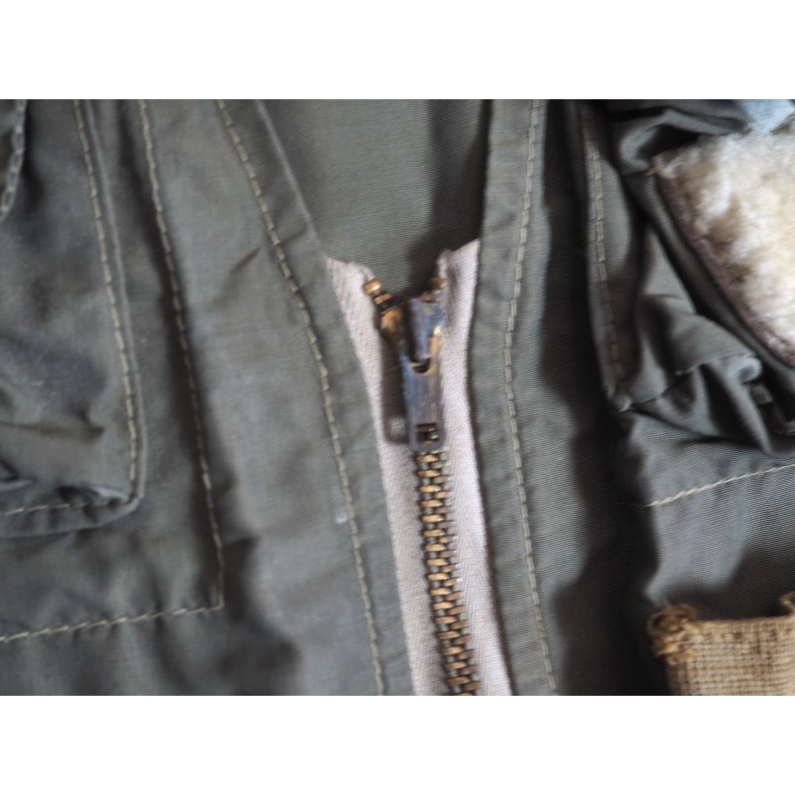 Vintage VINTAGE Shoshoni Vest Outdoor Hunting Cotton Suede Military Jacket Mens L Brown 50s Zip Pockets Size US L / EU 52-54 / 3 - 7 Thumbnail