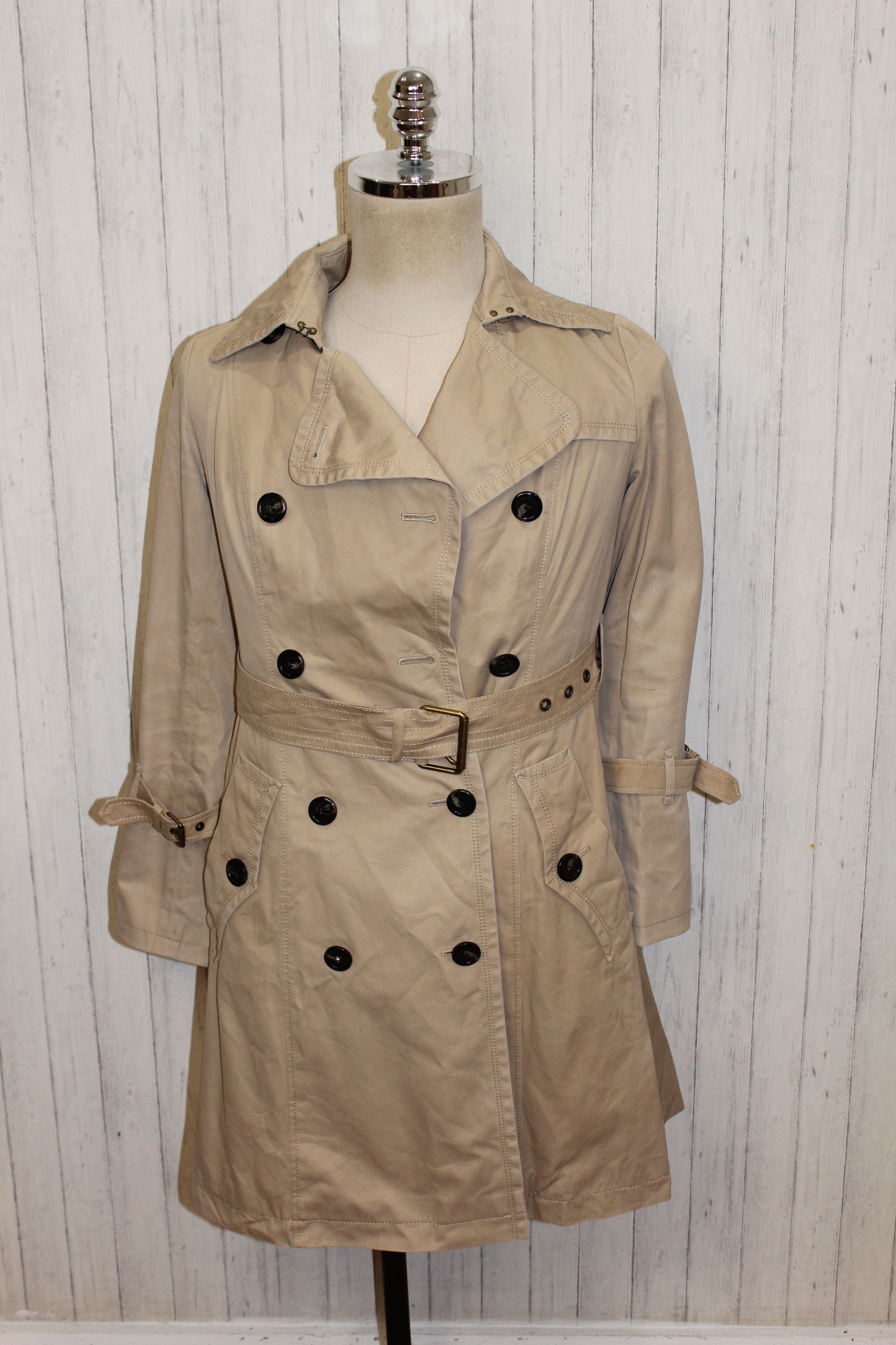 Burberry WOMEN'S BURBERRY Vintage Trench Coat Size M/L Size S / US 4 / IT 40 - 1 Thumbnail